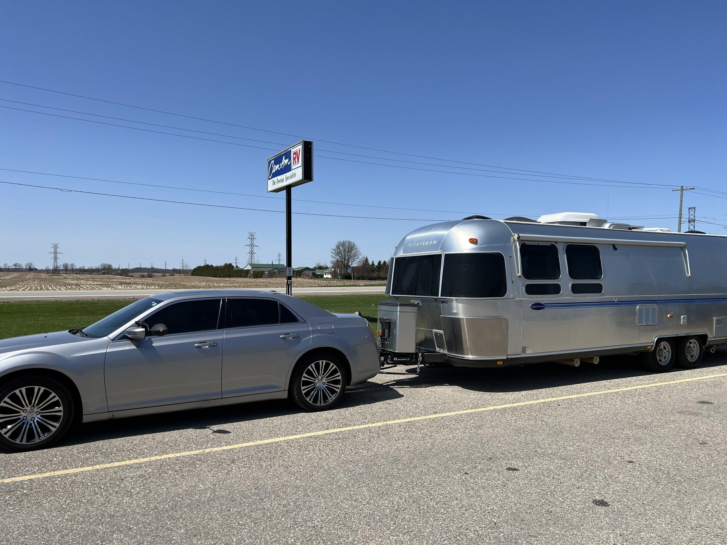 Ford F-150 Lightning Fifth Wheel towing with the Lightning 512A8DEA-A9B7-482D-AAEC-1AB2660A5294