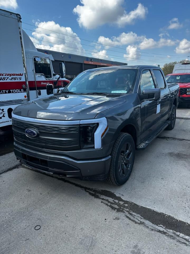 Ford F-150 Lightning ✅ 1/9/2023 Lightning Build Week Group (MY2023) 57723