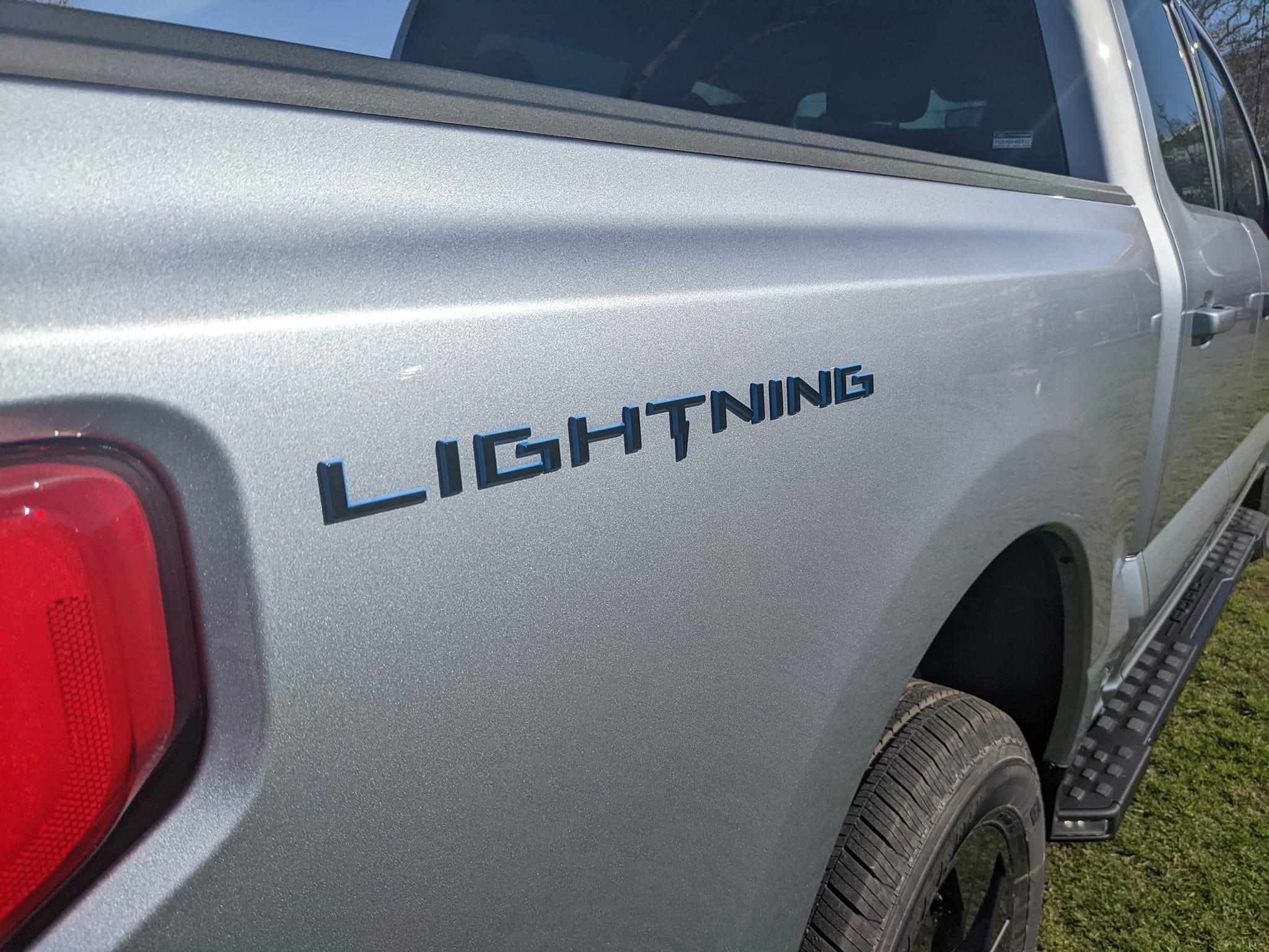 Ford F-150 Lightning Best Color Match for Lariat’s Dark Wheels ? 583CFA56-F382-4D9E-AFA6-D3425CB6849E