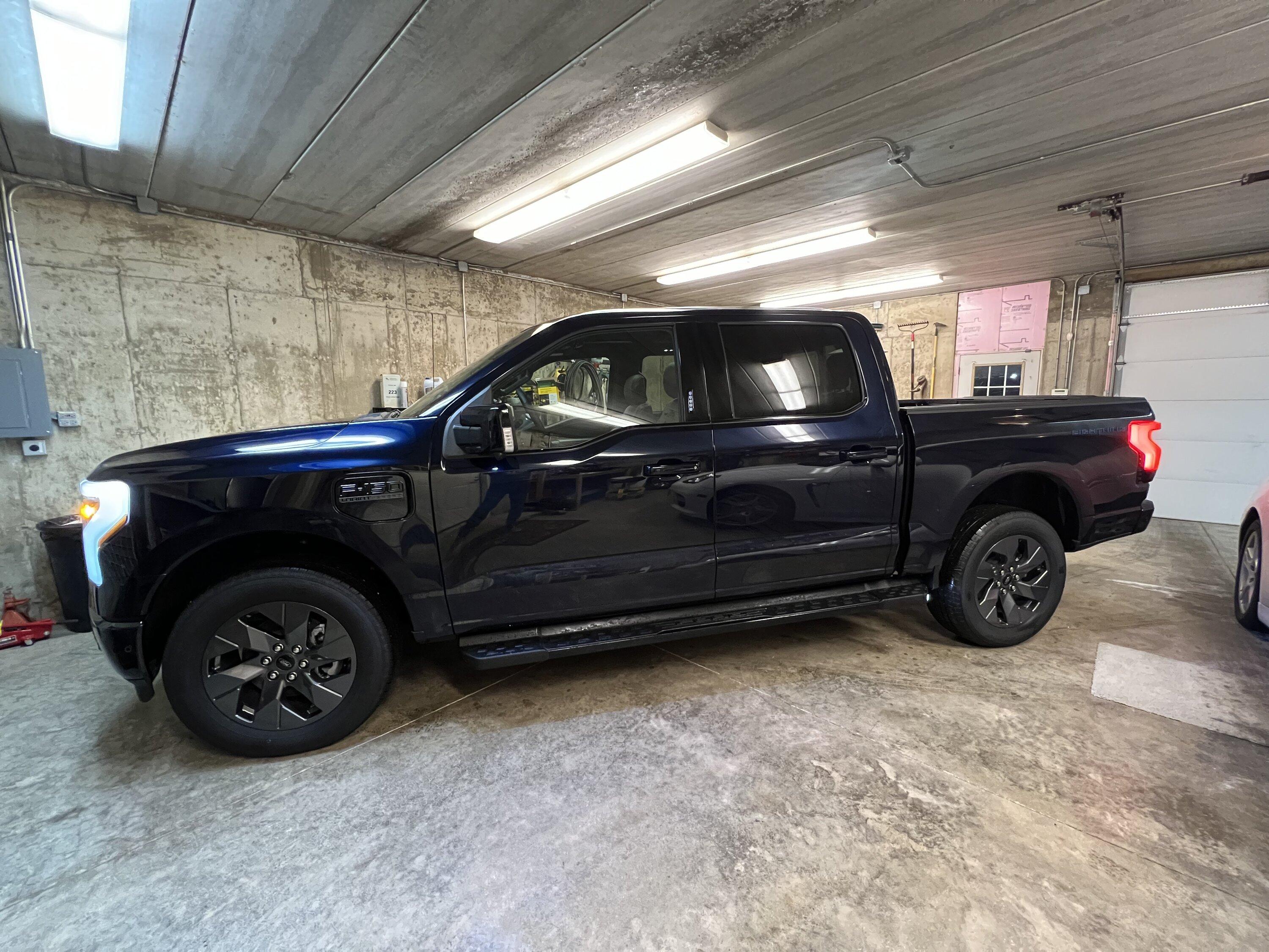 Ford F-150 Lightning ✅ 12/05 Lightning Build Week Group (MY2023) 668B7306-9D5A-48DA-AFAD-19C8A6F65837