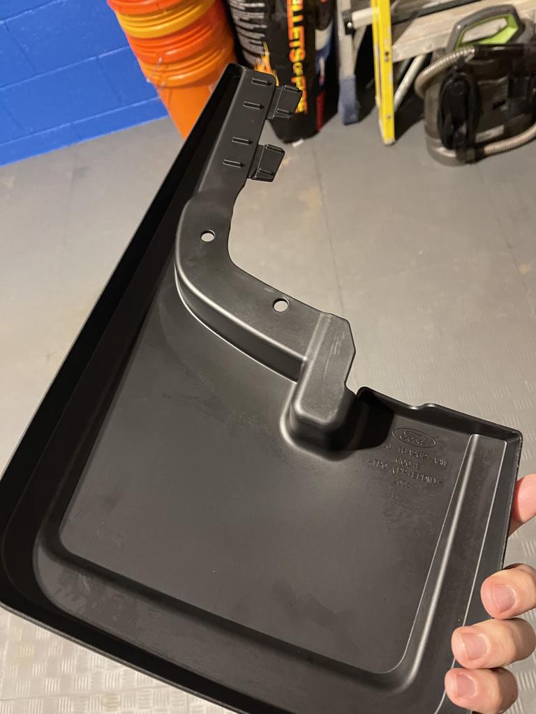 Ford F-150 Lightning 2020 Mud Flaps fit 2021 F-150? 88C90034-A94E-4AE7-86C9-89D336BA728D_1_105_c