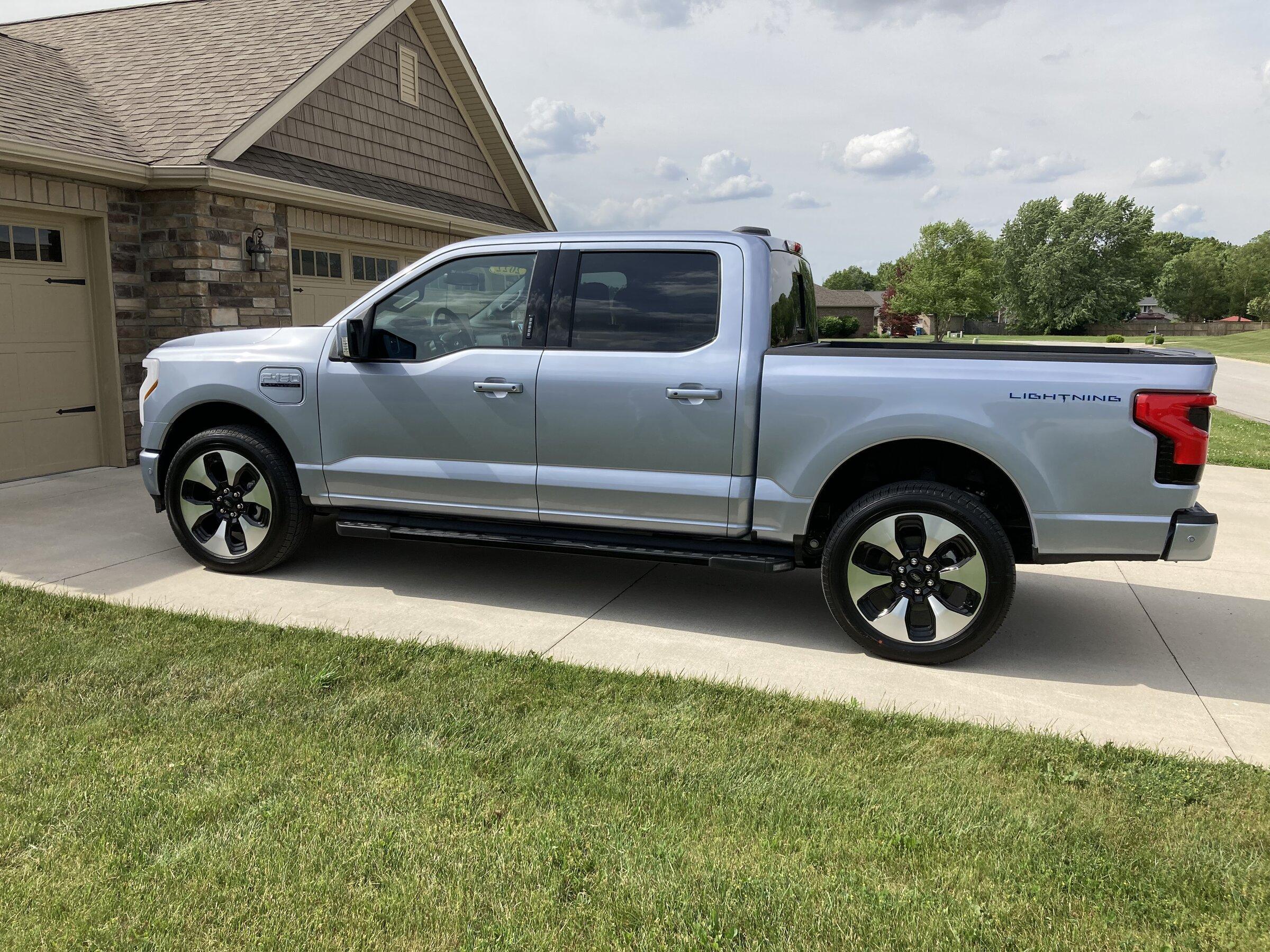 Ford F-150 Lightning ICED BLUE SILVER F-150 Lightning Photos & Club 8A0D655E-23A6-420F-9685-E750BFE553C6
