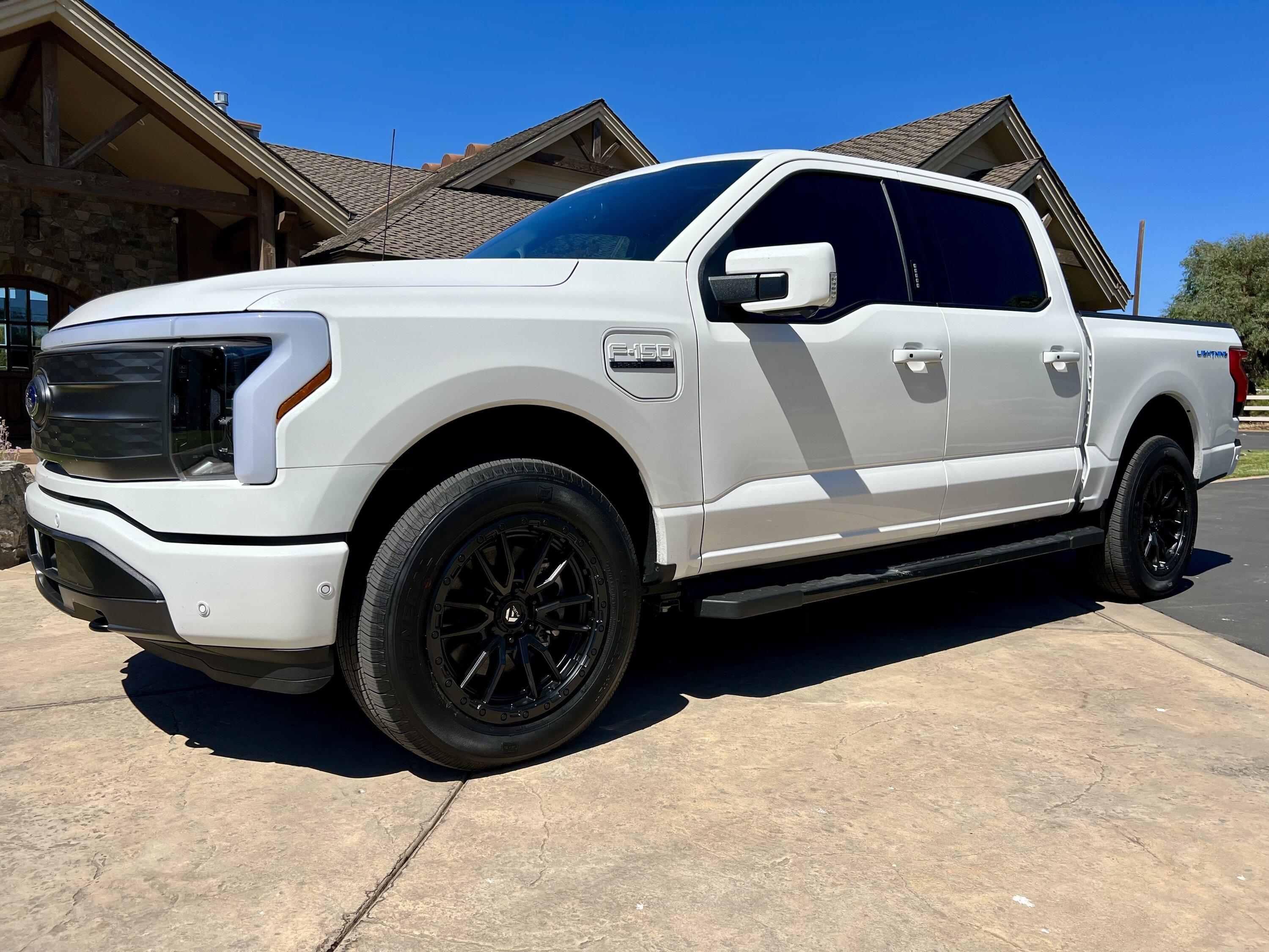 Ford F-150 Lightning STAR WHITE F-150 Lightning Photos & Club 9D5C4C2A-D5C9-4B4C-A8BB-522F091B9BE5