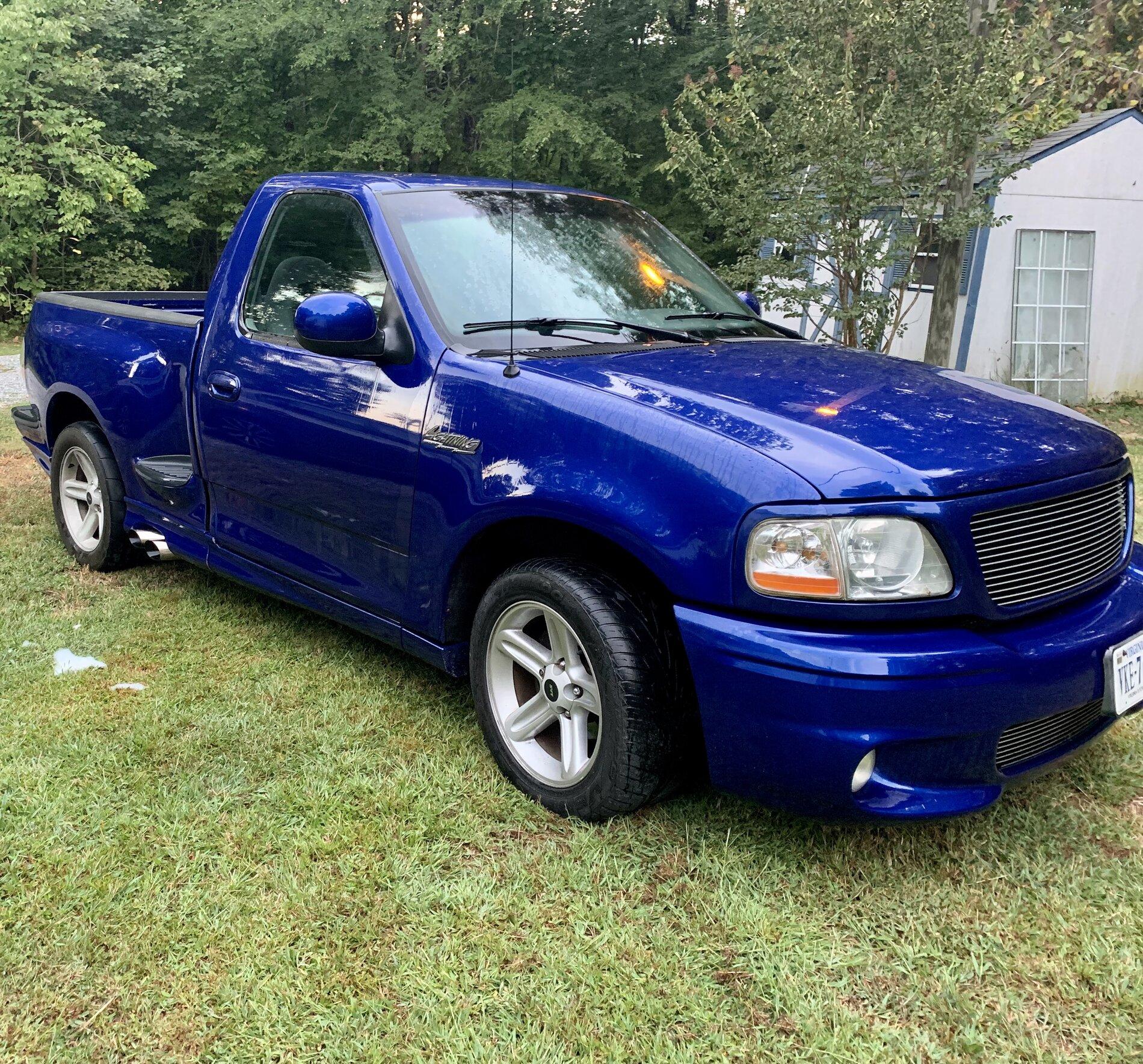 Ford F-150 Lightning Found a 2nd Gen Lightning (ICE) in my neighborhood 9EB83F58-2226-4807-8338-A2174AFE0208