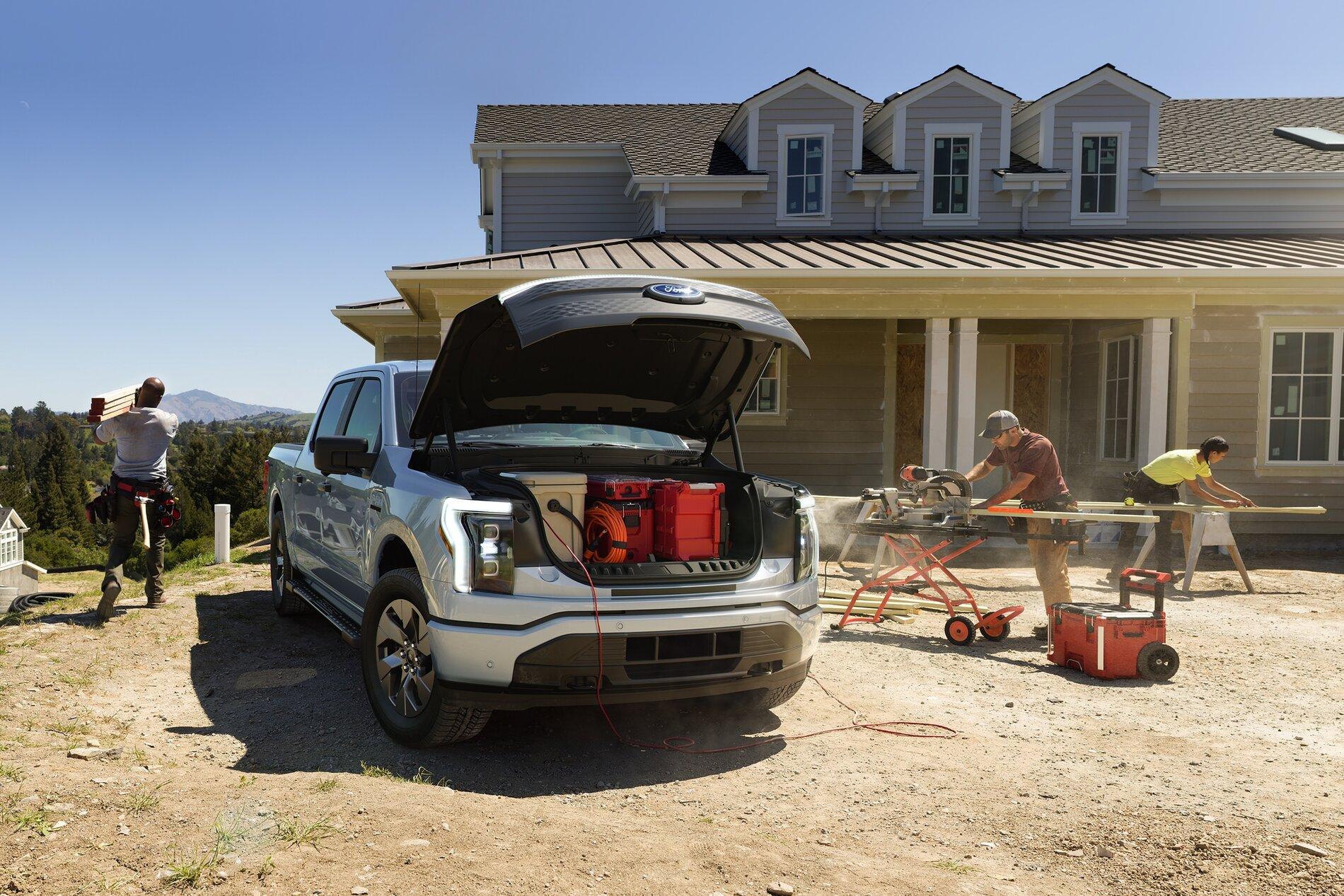 Ford F-150 Lightning ⚡️Complete Photo + Wallpaper Archive for the New F-150 Lightning⚡️ 9FEF6003-7E88-4F0E-AFB8-31D0C70720C3