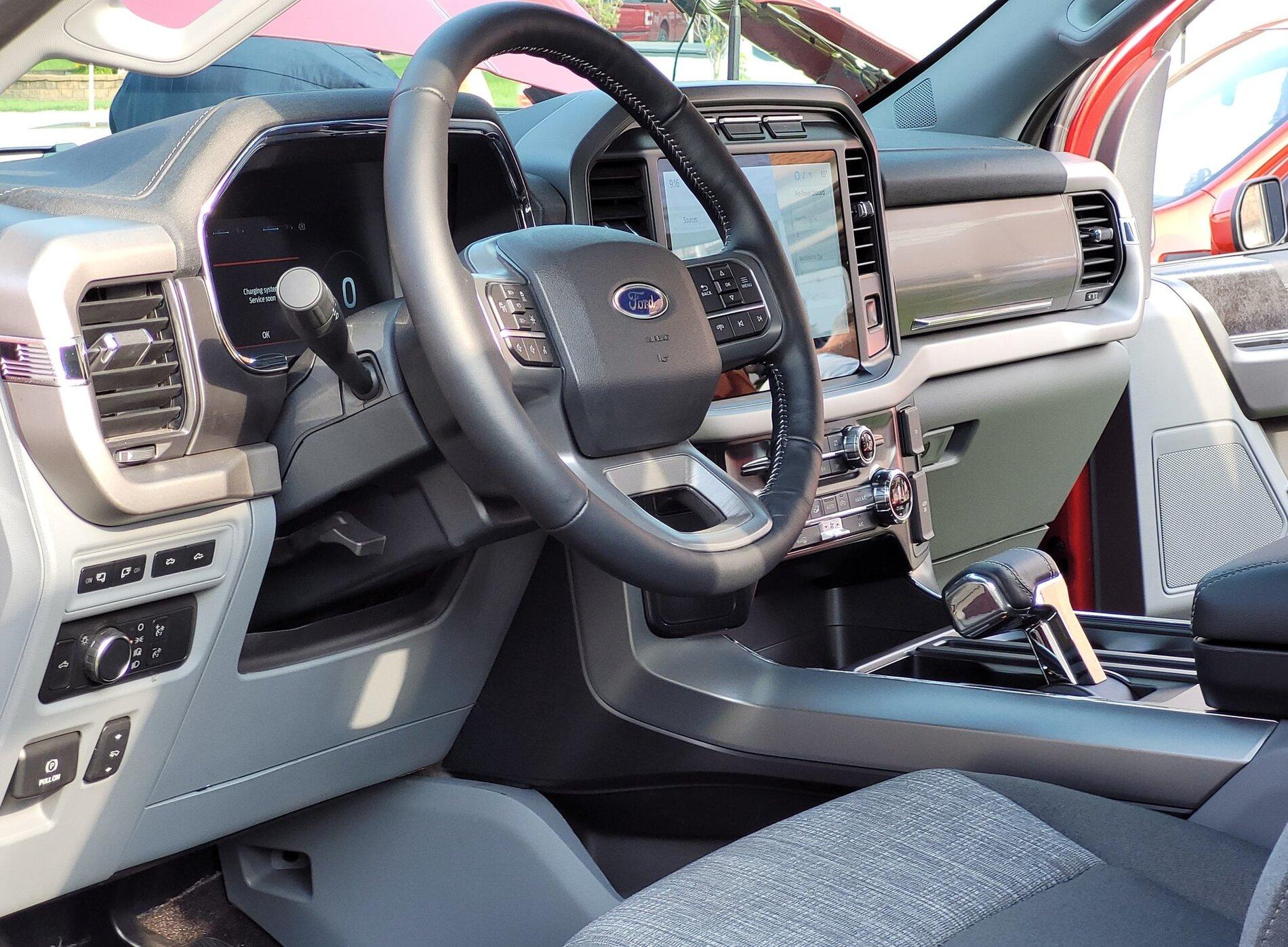Ford F-150 Lightning New F-150 Lightning  PRO and XLT pictures in the flesh _interior_8c4f08c9a9e83582d60bcecc86d87d997e407f13