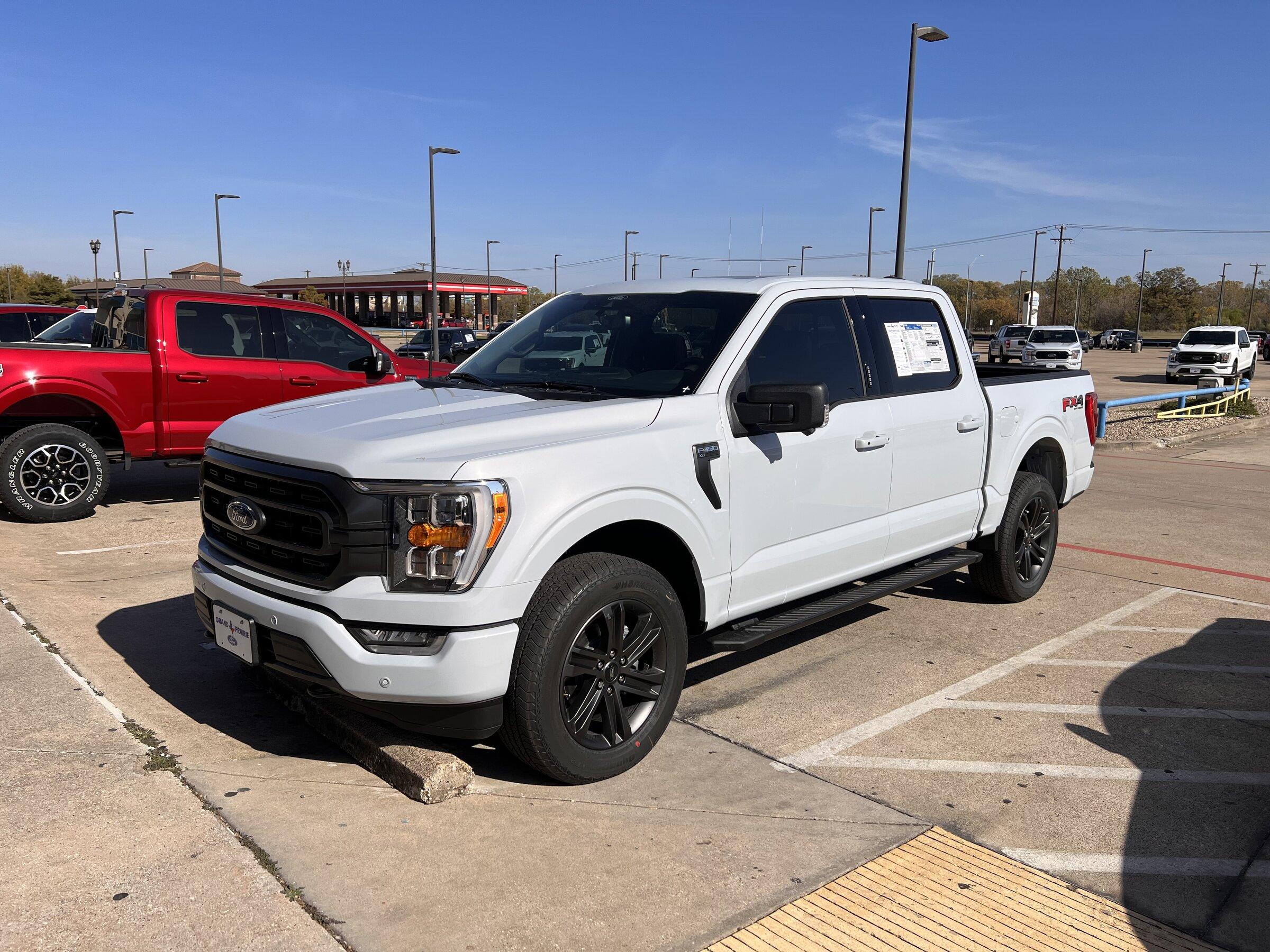 Ford F-150 Lightning 20” Sport Appearance Package Wheels and Tires ADFDAFDC-6BCD-4EC1-B5B9-424BBF0DB1CE