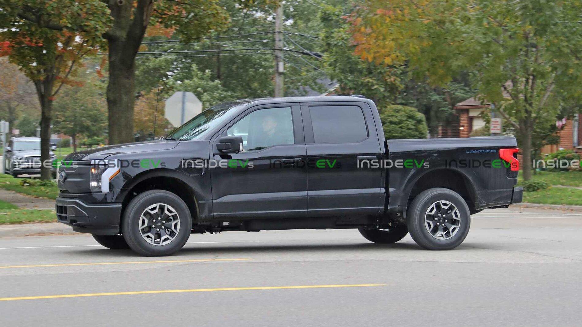 Ford F-150 Lightning AGATE BLACK F-150 Lightning Photos & Club Agate Black F150 Lightning EV 1