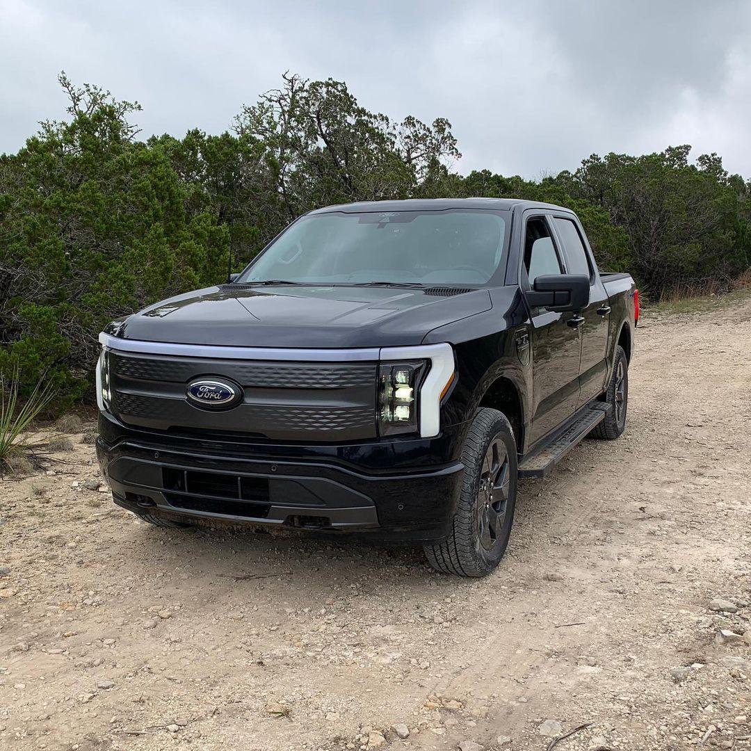 Ford F-150 Lightning ANTIMATTER BLUE F-150 Lightning Photos & Club Antimatter Blue F150 Lightning 1