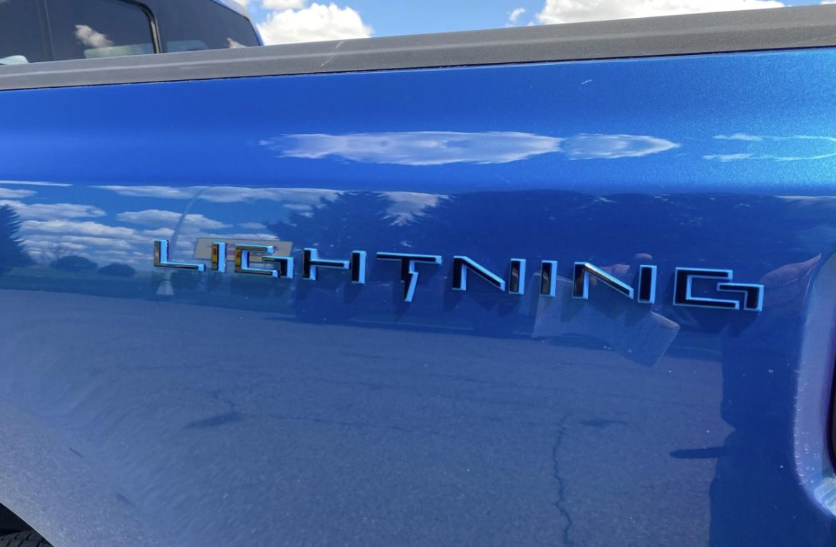 Ford F-150 Lightning ATLAS BLUE F-150 Lightning Photos & Club Atlas Blue F150 Lightning Lariat EV Pickup Photo 5