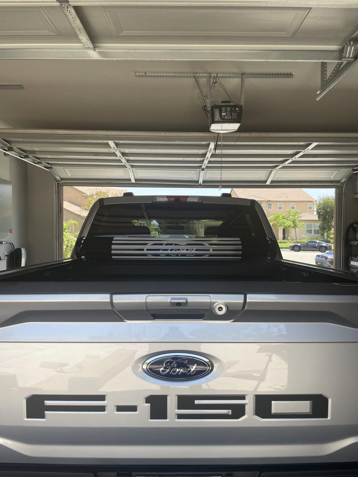 Ford F-150 Lightning Tonneau covers - Flip vs Roll vs Retrax B4A51210-2F58-4270-9C7B-3C73C1953BA8