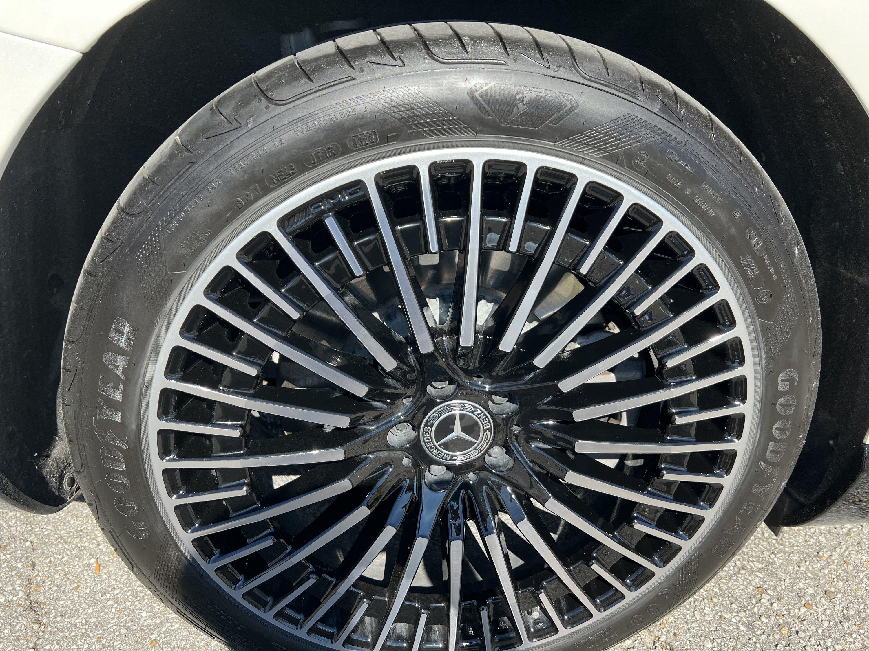 Ford F-150 Lightning Lightning saves the Electric Mercedes! BE72F8A8-593E-4301-B8A1-8F1E0C8EBDC7