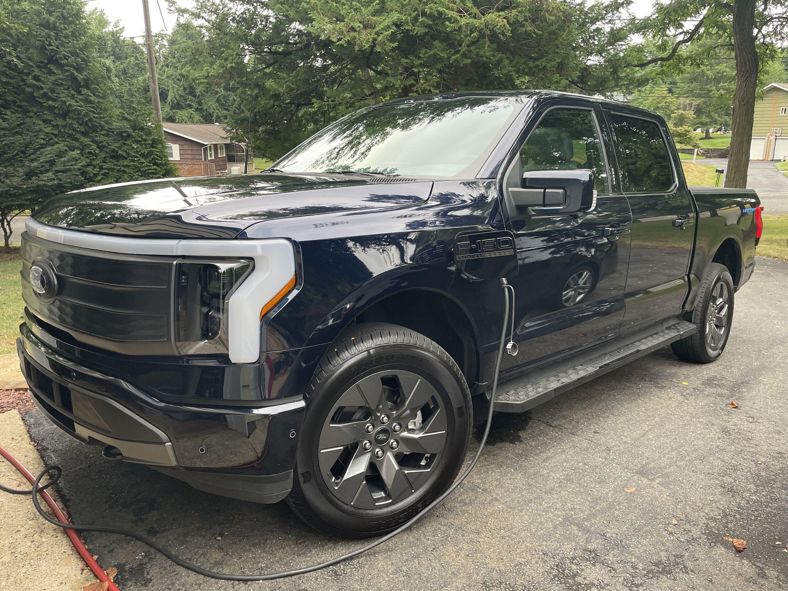 Ford F-150 Lightning ✅ 5/16 Lightning Build Week Group BEF39EEE-FFF3-403E-8F2D-DA6F0B12F9DD