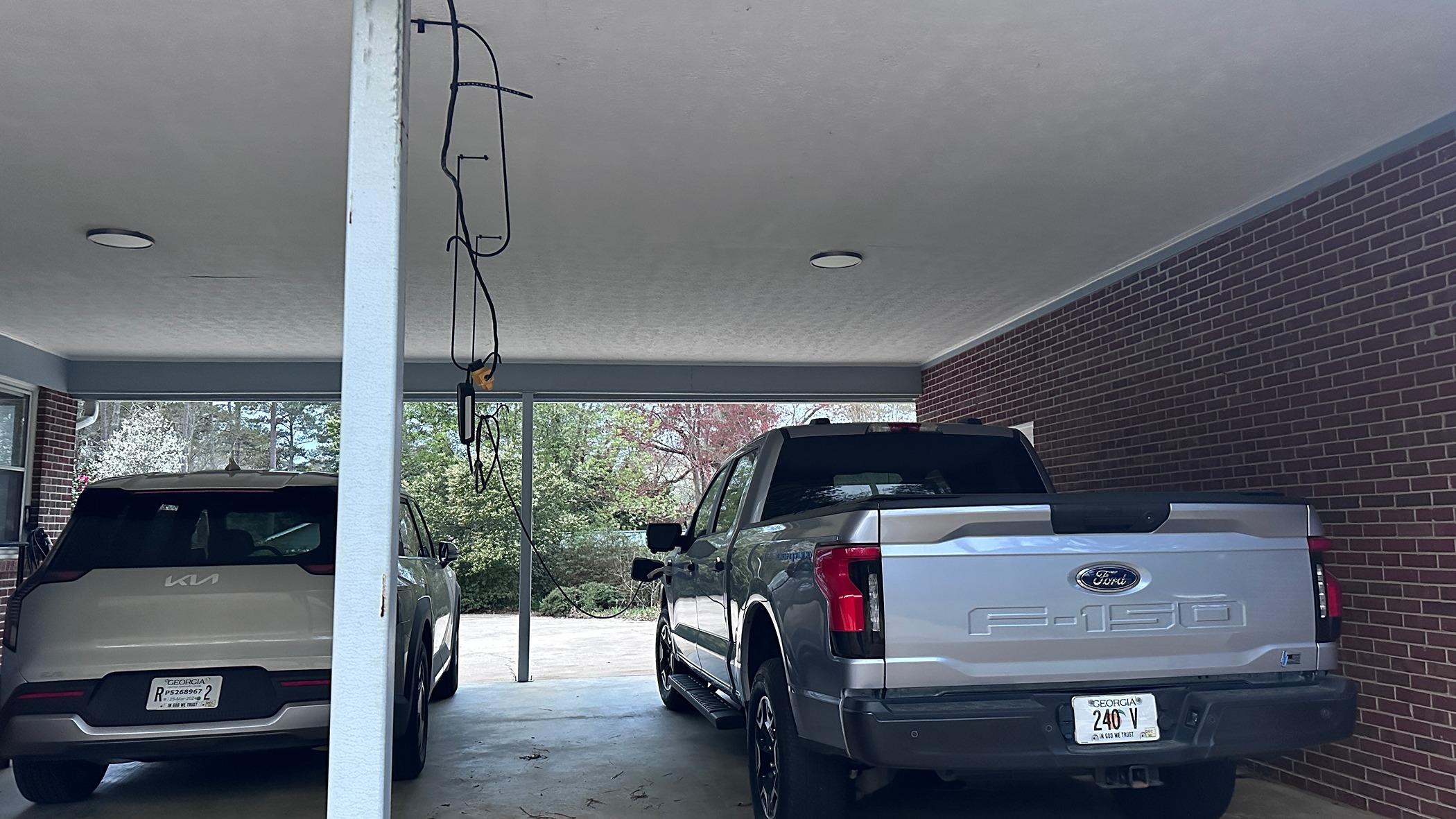 Ford F-150 Lightning DCFC Charge Fault Fixed by Disabling Connectivity CARPORT