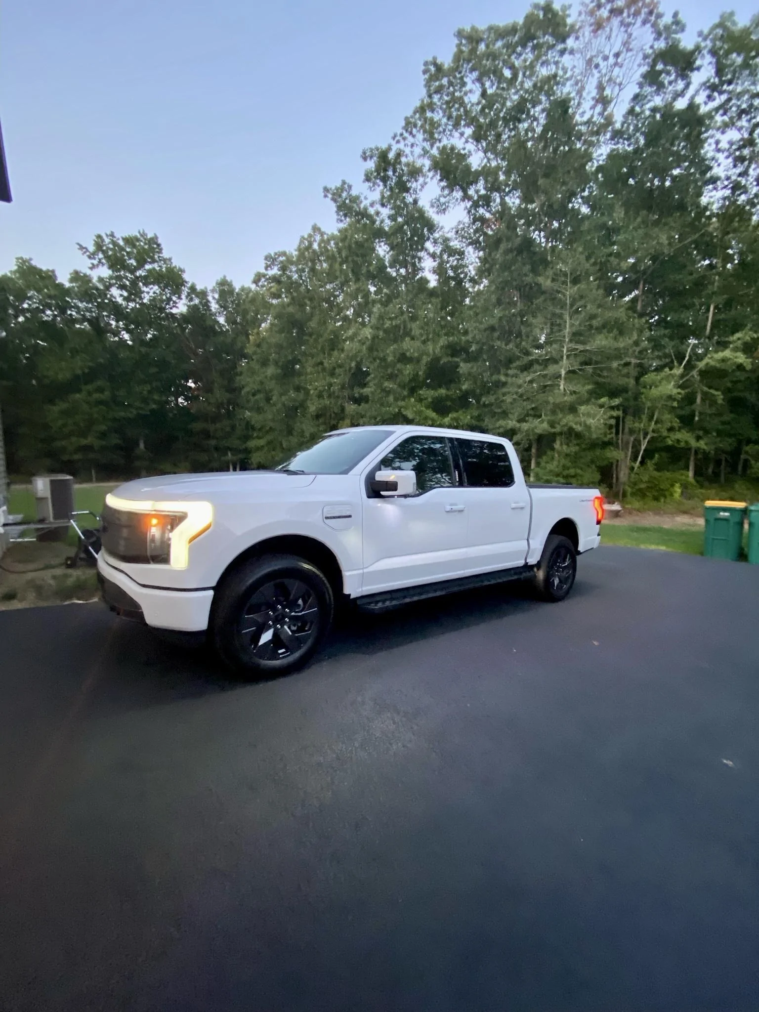 Ford F-150 Lightning ✅ 8/15/22 Lightning Build Week Group CDEE65C9-FF33-42B3-B83B-A49C34D3579F