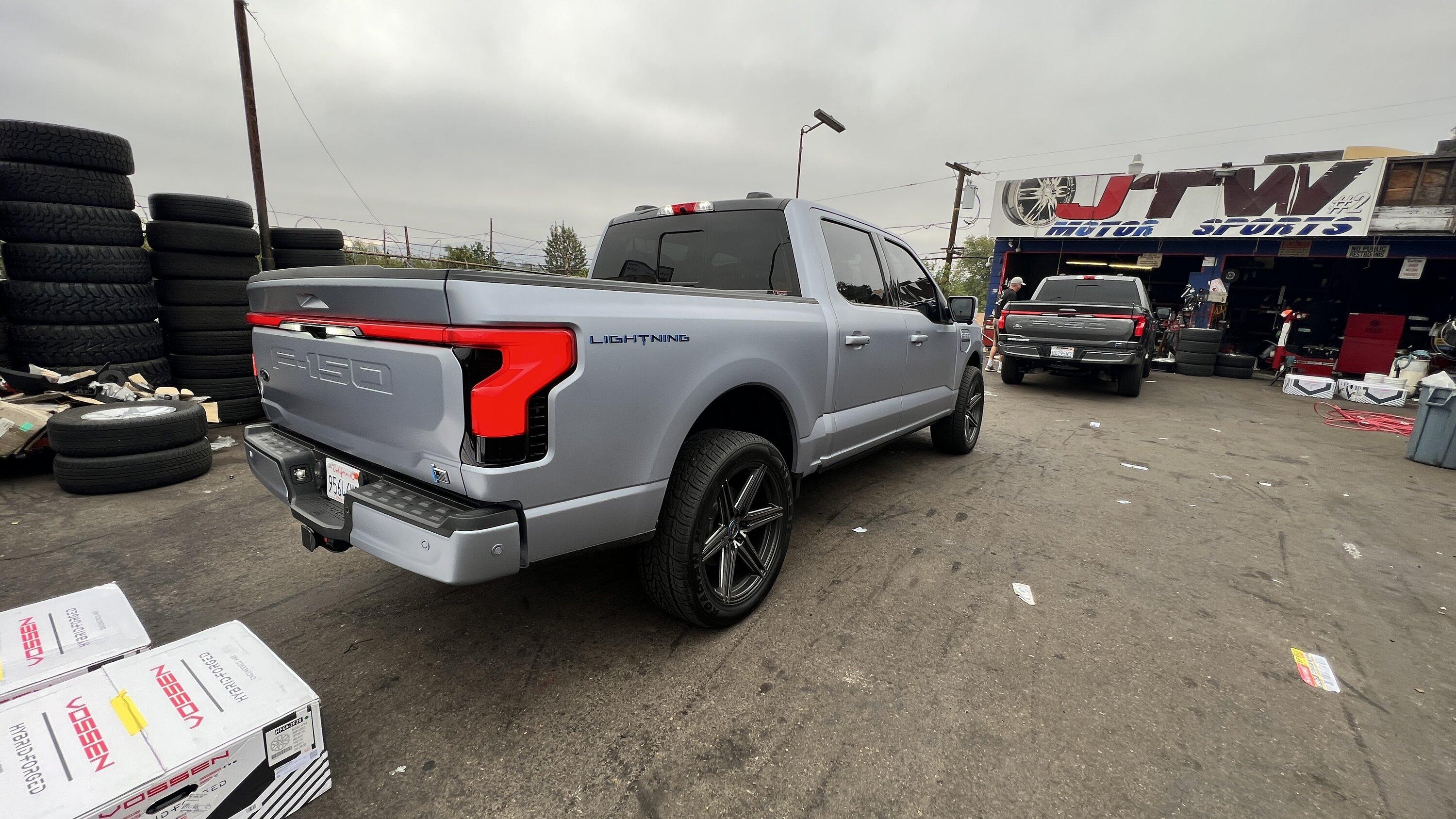 Ford F-150 Lightning Iced Blue Silver Lightning Build. Mods: PPF matte finish, Line-X, gloss black painted grille, black wrapped roof, wheels DF7B3C4D-0BCE-4B6C-A83E-728FD4D14C90