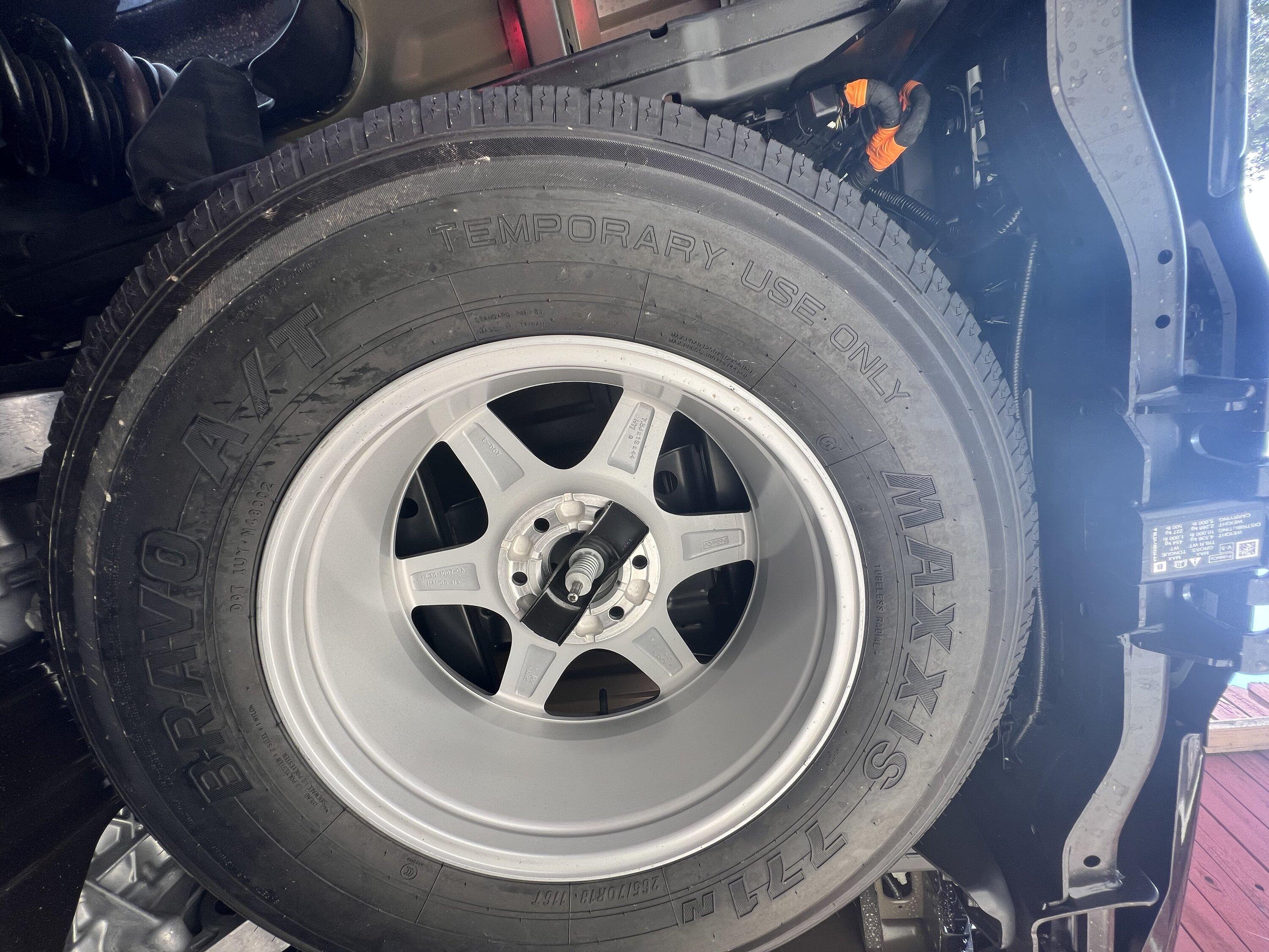 Ford F-150 Lightning Can full size tire be stored under the truck in place of the factory spare tire? E42F1789-262B-44C8-8DAC-8367274C290F