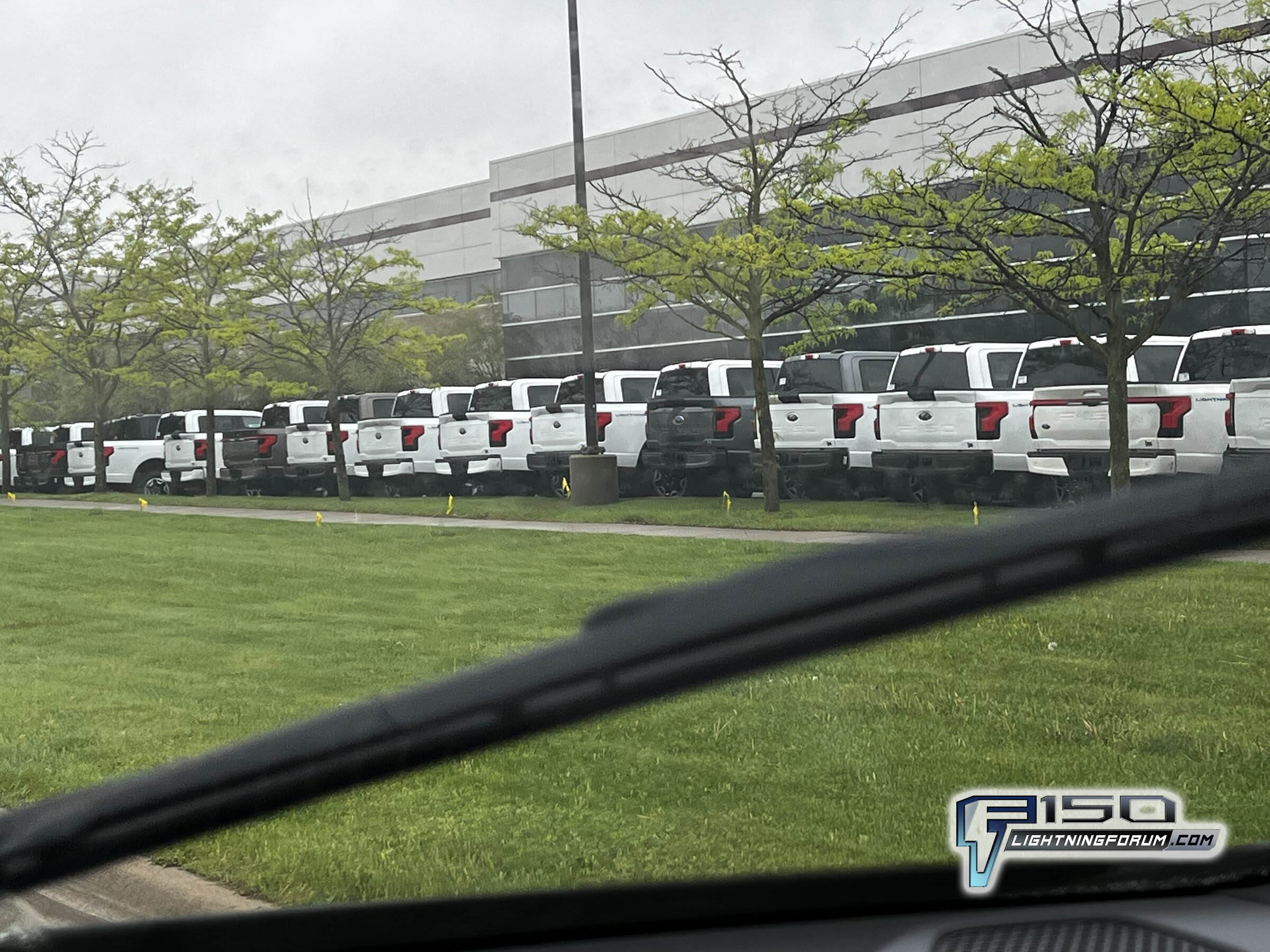 Ford F-150 Lightning Spotted: Lightnings (dealer stock orders) waiting to be transported ED247A36-1F03-4656-843A-5704303FCB48