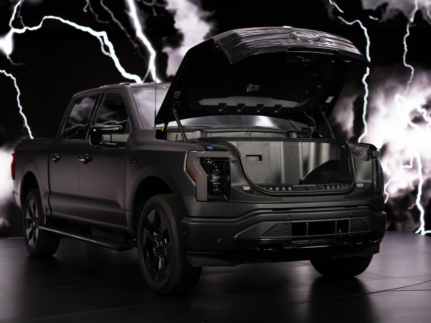 Ford F-150 Lightning New F-150 Lightning Platinum Black Limited Edition Revealed F-150 Lightning Platinum Black David Imel-43