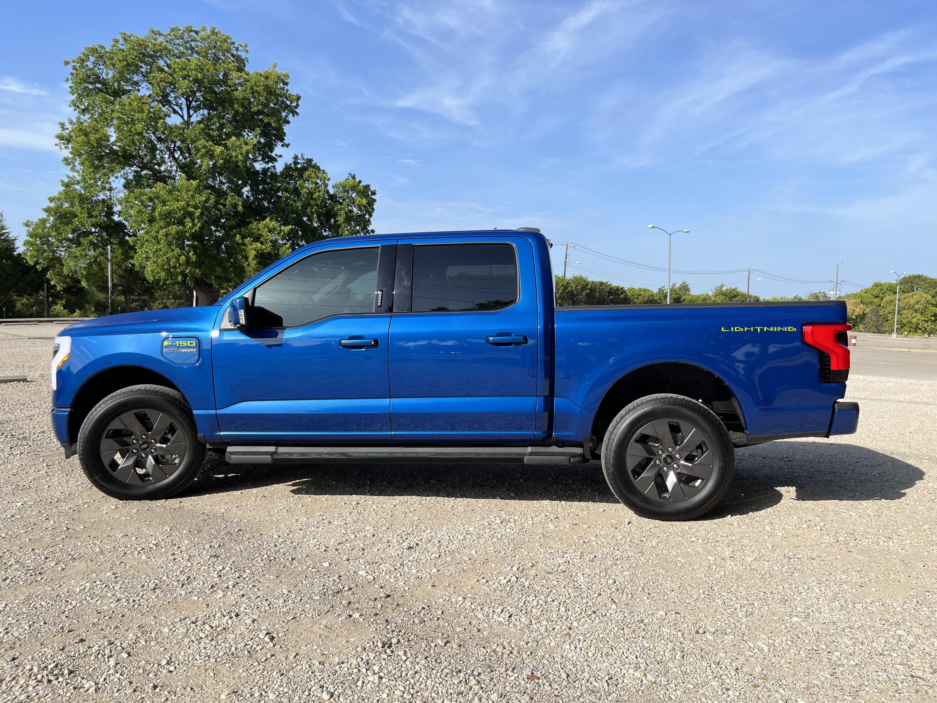 Ford F-150 Lightning My solution to dark badges / lettering on dark colors -- contrasting color vinyl f-150 Lightning Side Profile