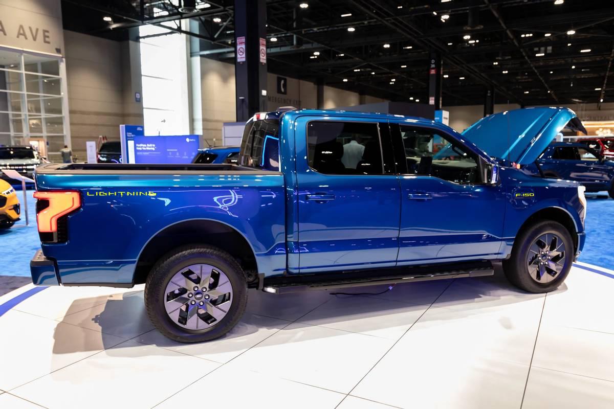 Ford F-150 Lightning My solution to dark badges / lettering on dark colors -- contrasting color vinyl F-150 Lightning Side View 2