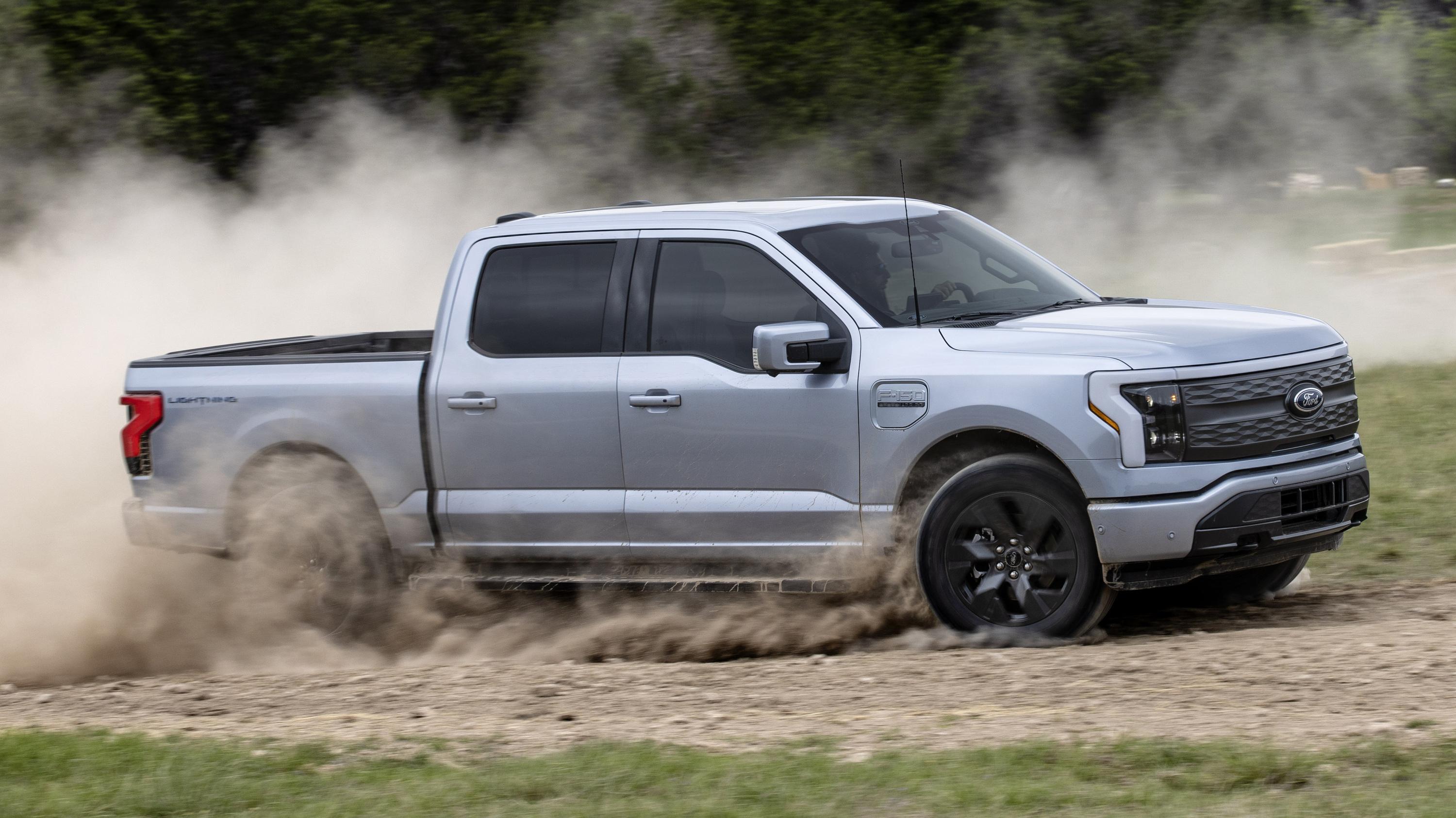 Ford F-150 Lightning Autoblog: 2022 F-150 Lightning Lariat Drivers' Notes & Review: The shine isn't wearing off. F-150-Lightning_Lariat_rally-course_01