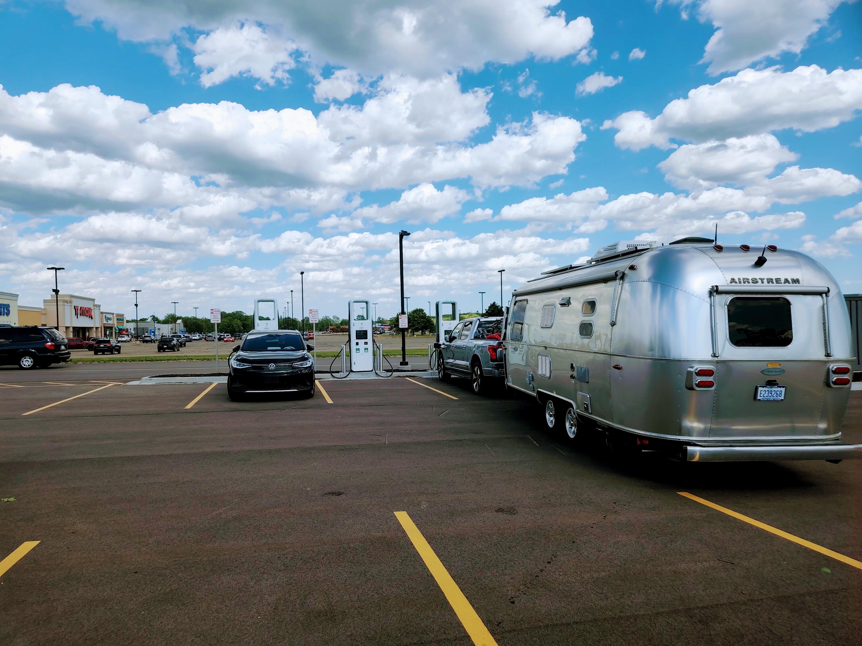 Ford F-150 Lightning 300 Mile Trip to Frankfort with the Lightning - Thoughts and Stats with the Airstream in tow f150-b6