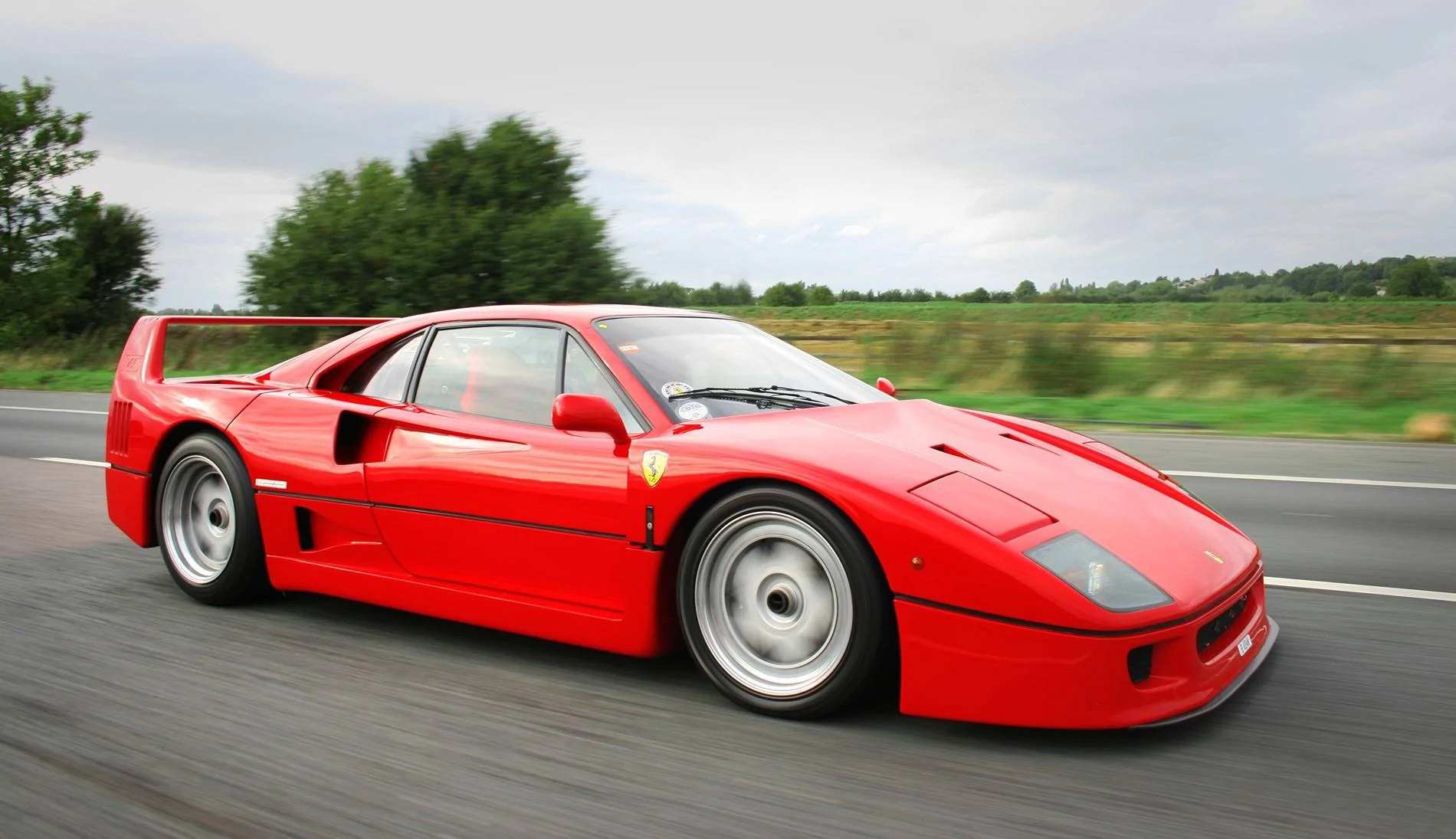 F40_Ferrari_20090509.jpg