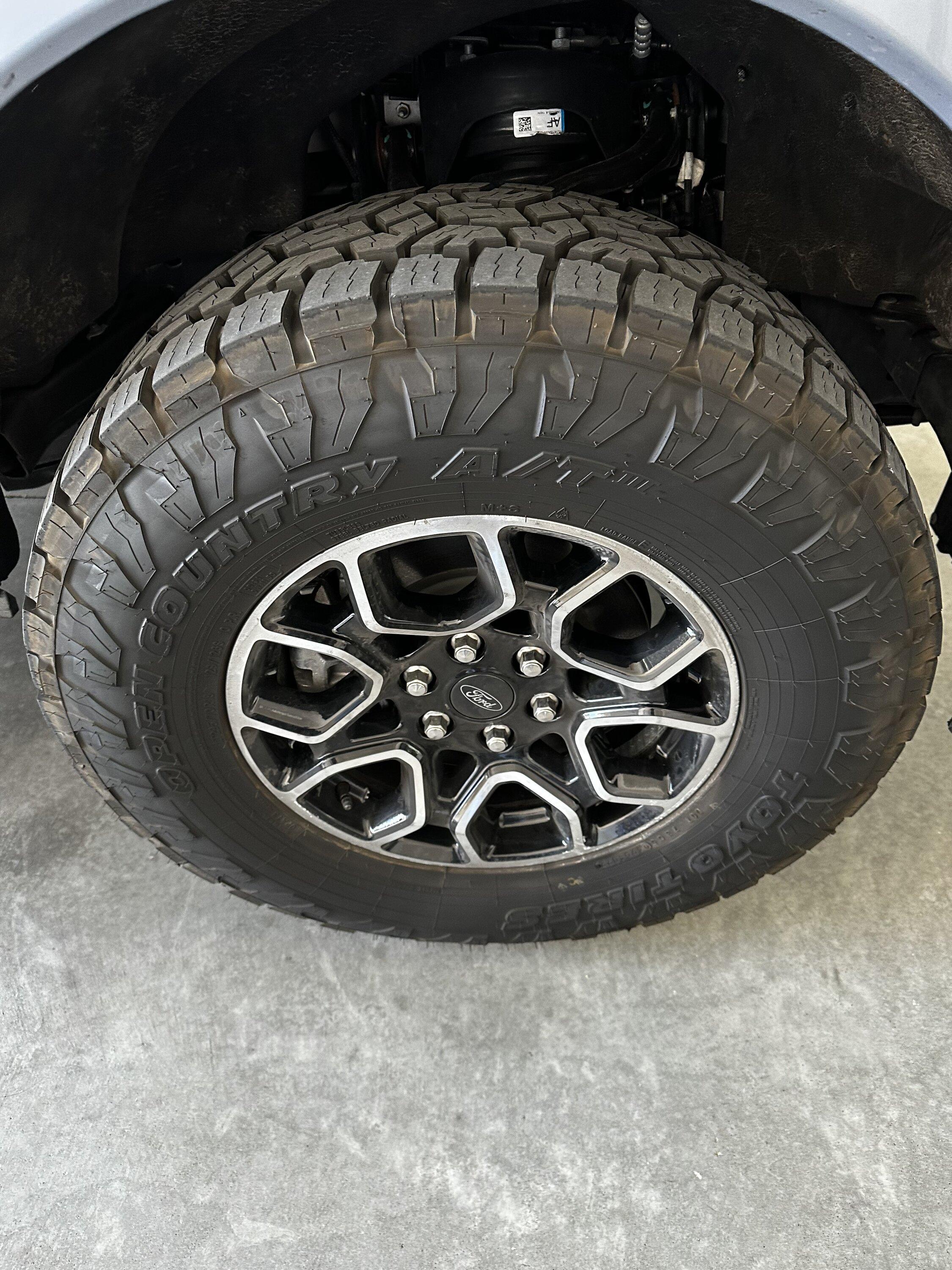 Ford F-150 Lightning Toyo Open Country AT3 295/70R18 FA3B358B-9599-409F-9BB5-A93E7244C310