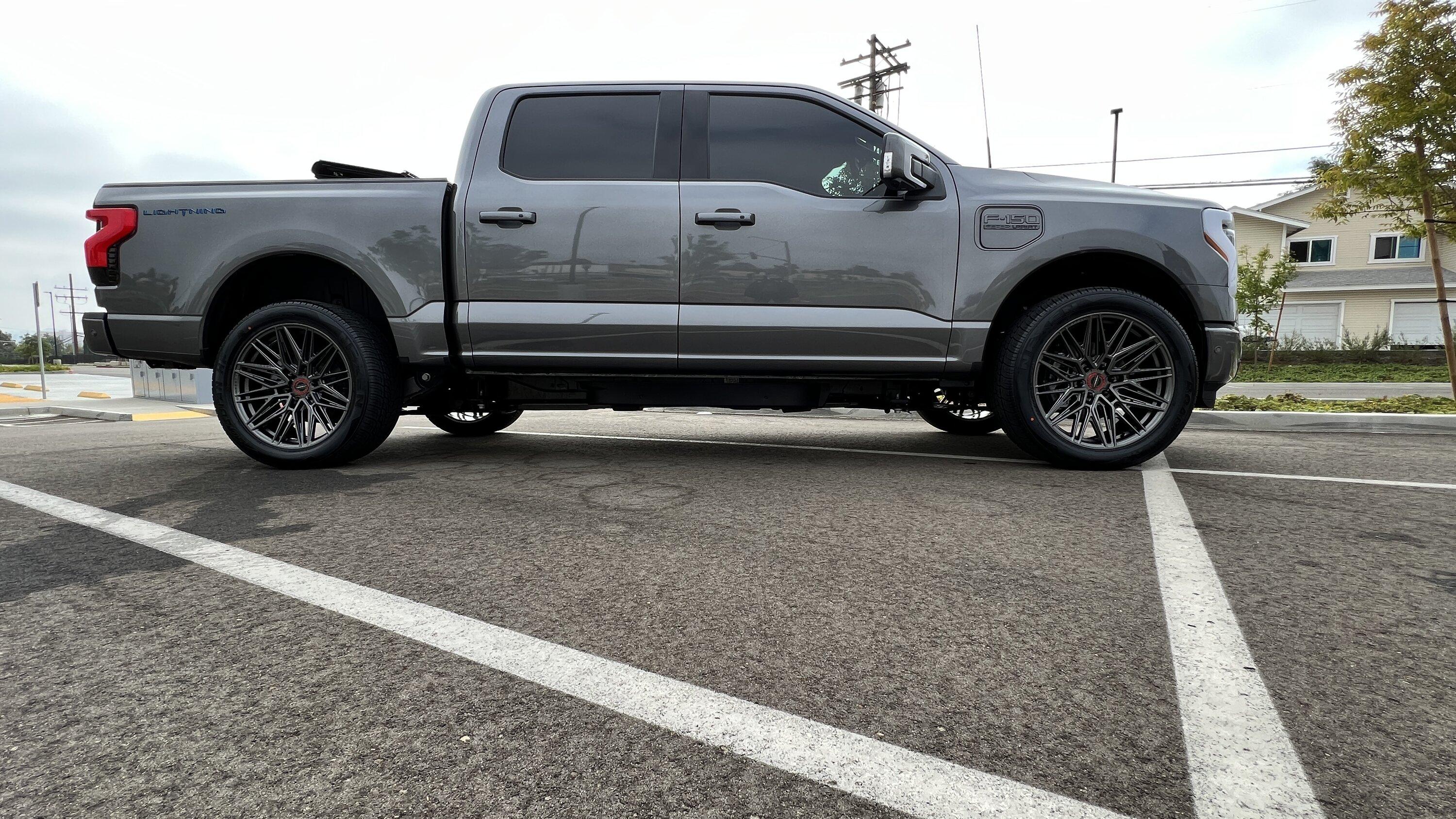 Ford F-150 Lightning Iced Blue Silver Lightning Build. Mods: PPF matte finish, Line-X, gloss black painted grille, black wrapped roof, wheels FF05C9B5-2151-437C-907D-527F1CE5C0B3