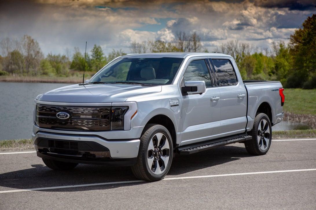 Ford F-150 Lightning ICED BLUE SILVER F-150 Lightning Photos & Club Iced Blue F150 Lightning EV Pickup 6