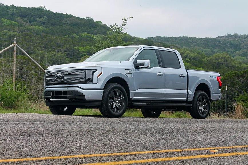 Ford F-150 Lightning ICED BLUE SILVER F-150 Lightning Photos & Club Iced Blue Silver F150 Lightning 5