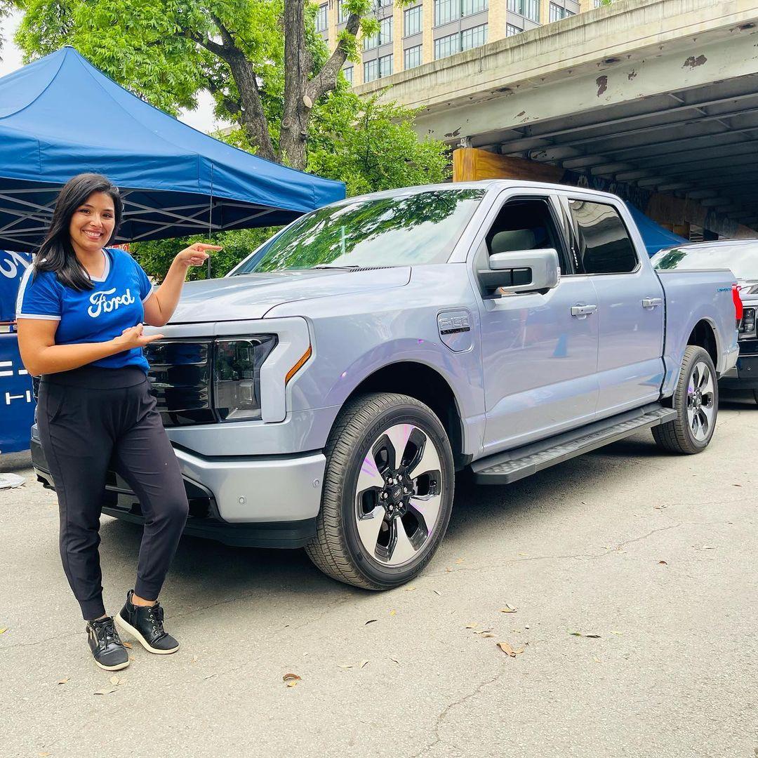 Ford F-150 Lightning ICED BLUE SILVER F-150 Lightning Photos & Club Iced Blue Silver Lightning F150