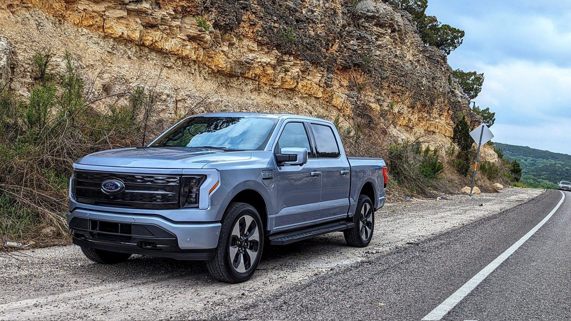 Ford F-150 Lightning ICED BLUE SILVER F-150 Lightning Photos & Club Iced Blue Silver Lightning Pickup EV