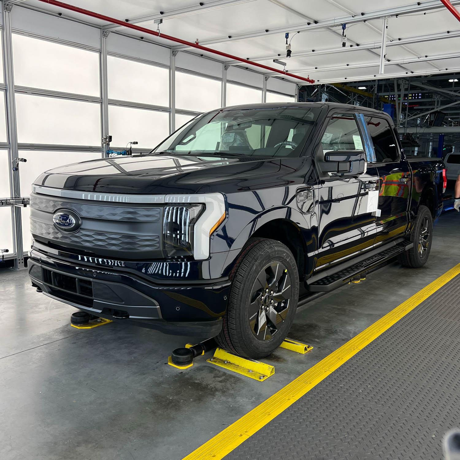 Ford F-150 Lightning ✅ 8/15/22 Lightning Build Week Group image