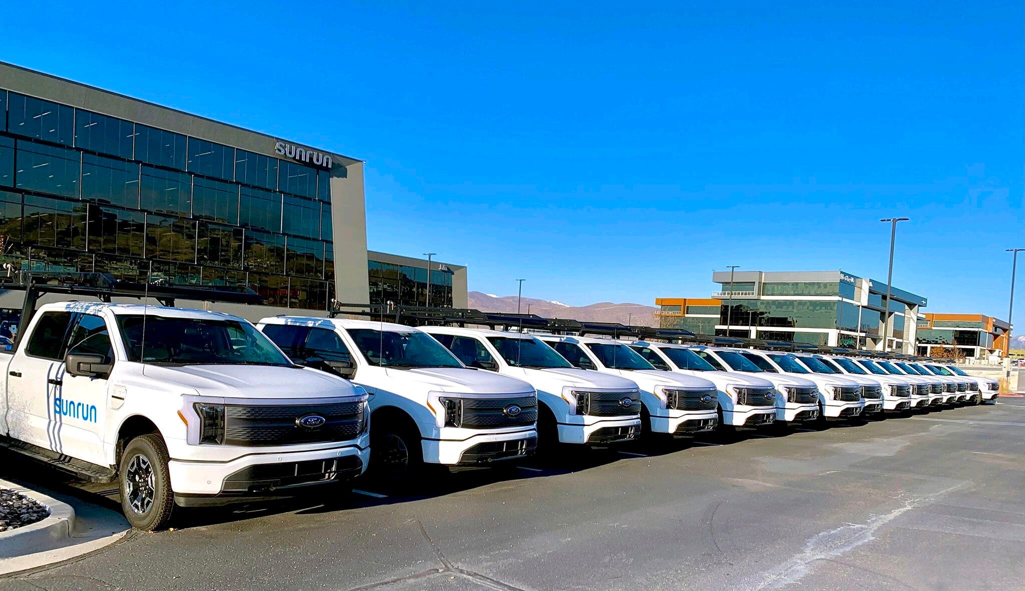 Ford F-150 Lightning Sunrun Adds F-150 Lightning to its Truck Fleet image_32a4cd3a-9284-486e-8433-9dc9ac21a3df20221122_041010