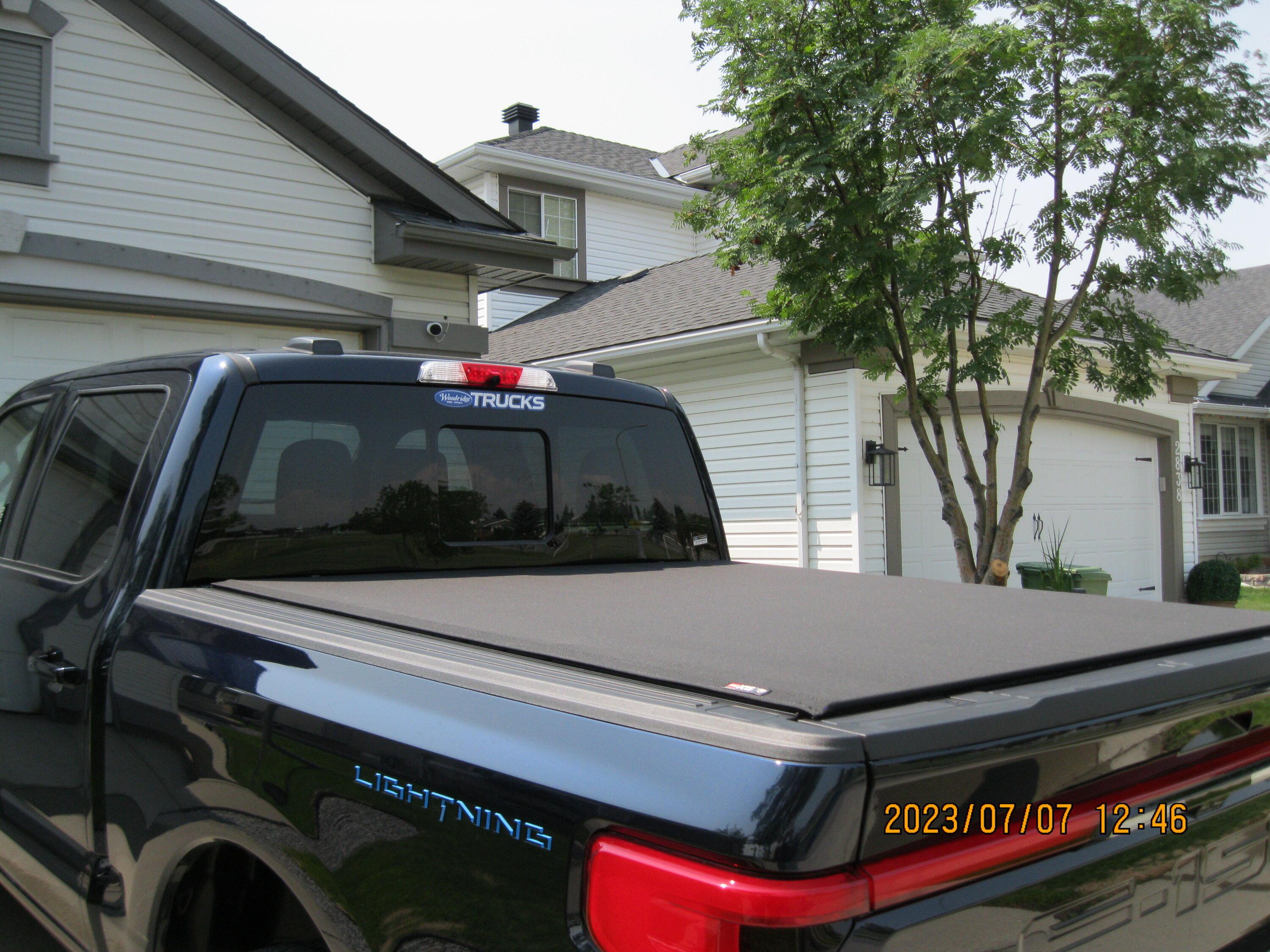 Ford F-150 Lightning Tonneau cover IMG_0006.JPG