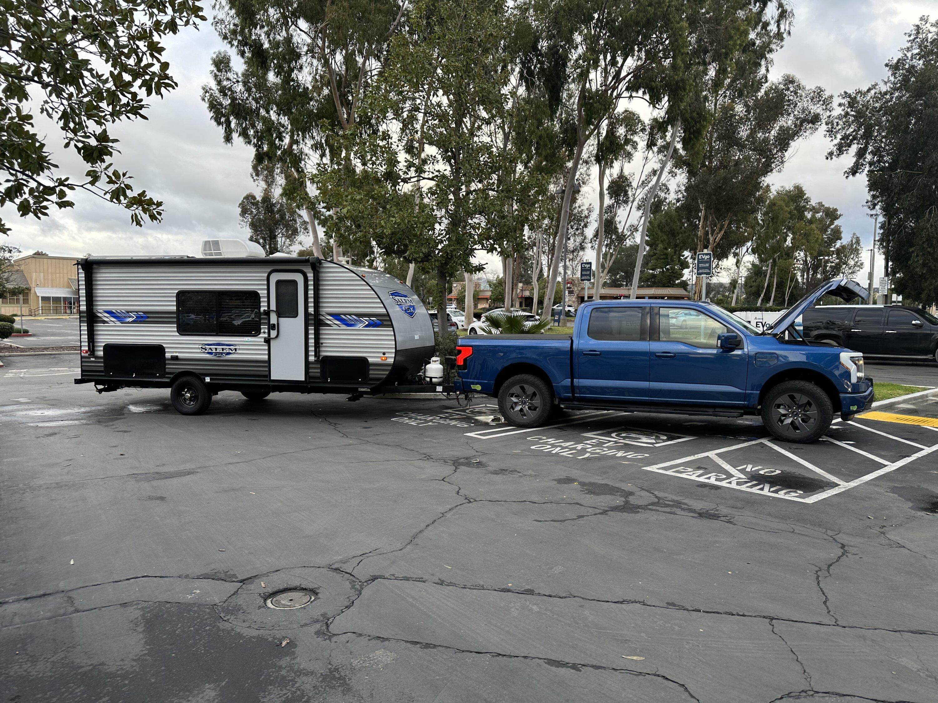 Ford F-150 Lightning Pics of Lightning Trucks Doing Truck Things. Got Any? 📸 IMG_0384