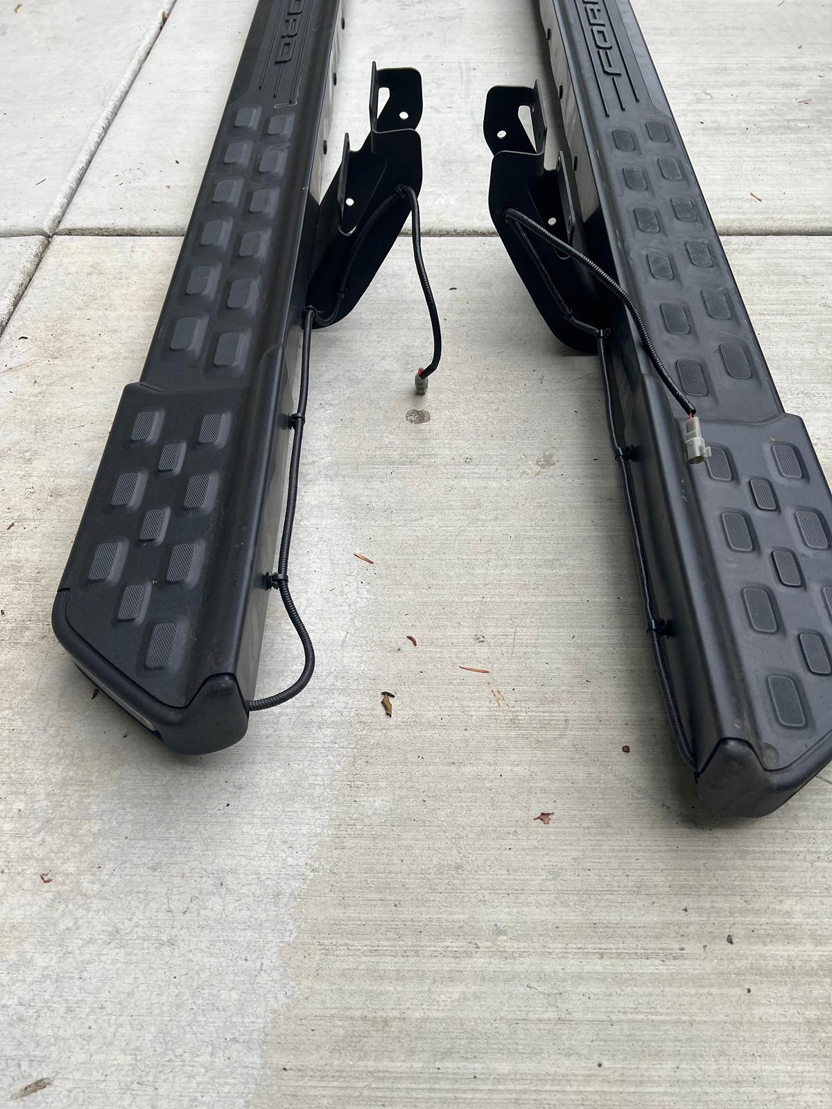 Ford F-150 Lightning SoCal 2023 OEM Running Boards (take offs) with lights IMG_0443