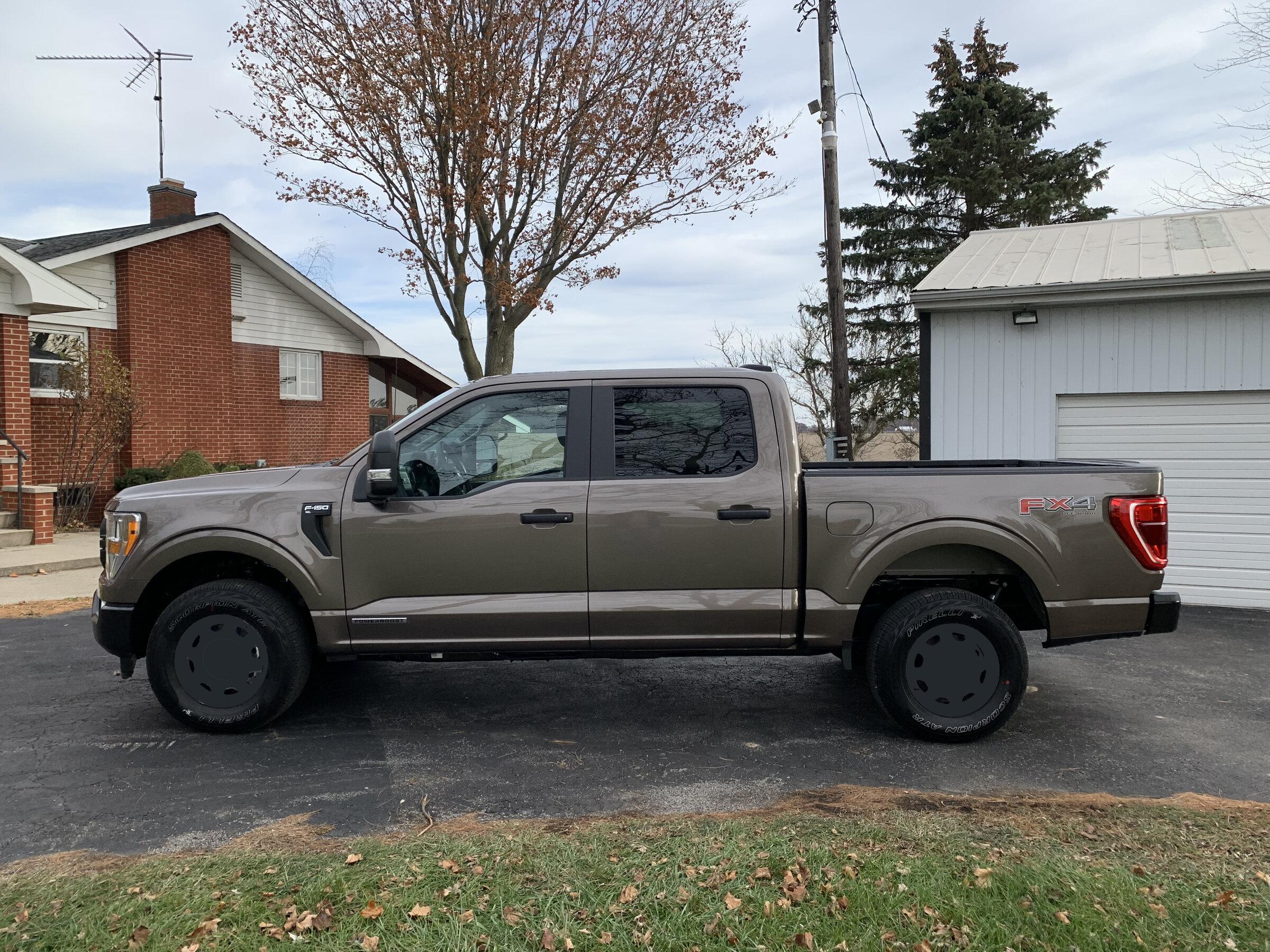 Ford F-150 Lightning Painting Wheels: need help deciding between black or stone gray/black. IMG_0712 - Black