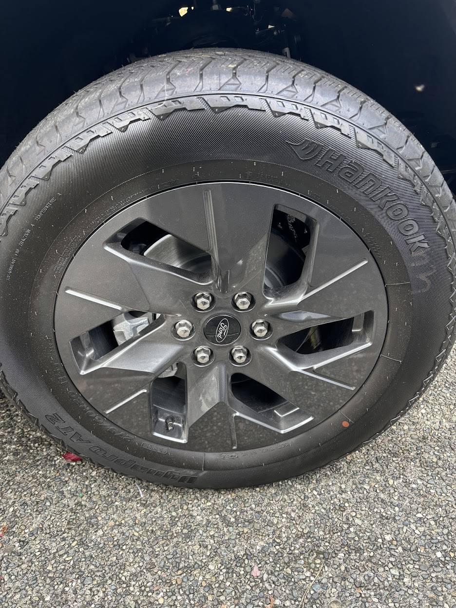 Ford F-150 Lightning WTS 2024 Lariat/Flash 20" wheel/tires IMG_0891.JPG