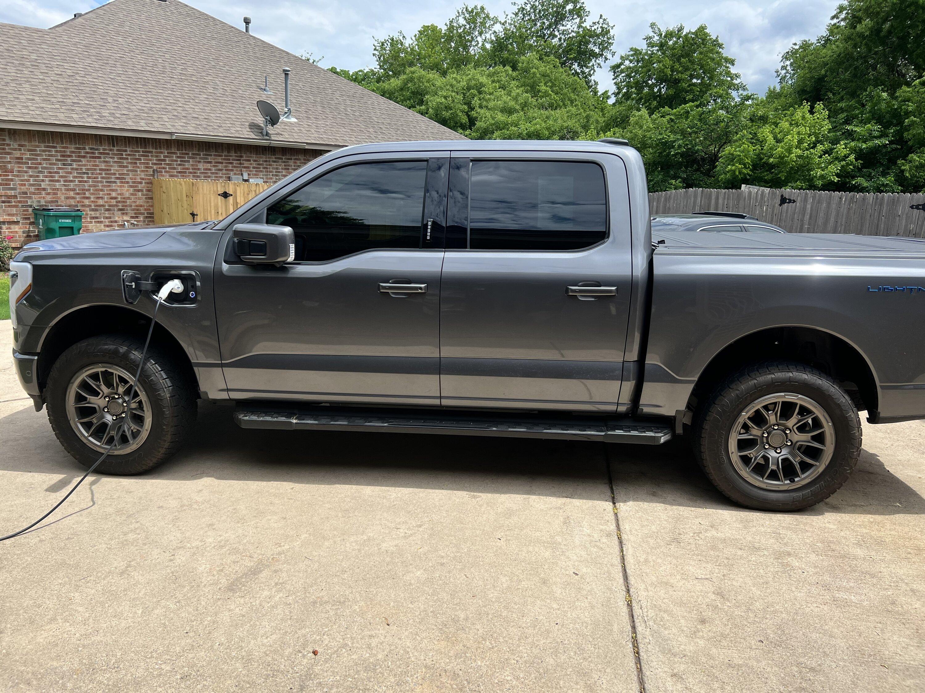 Ford F-150 Lightning Pimping out the new Lightning  -suggestions and ideas welcome IMG_1354