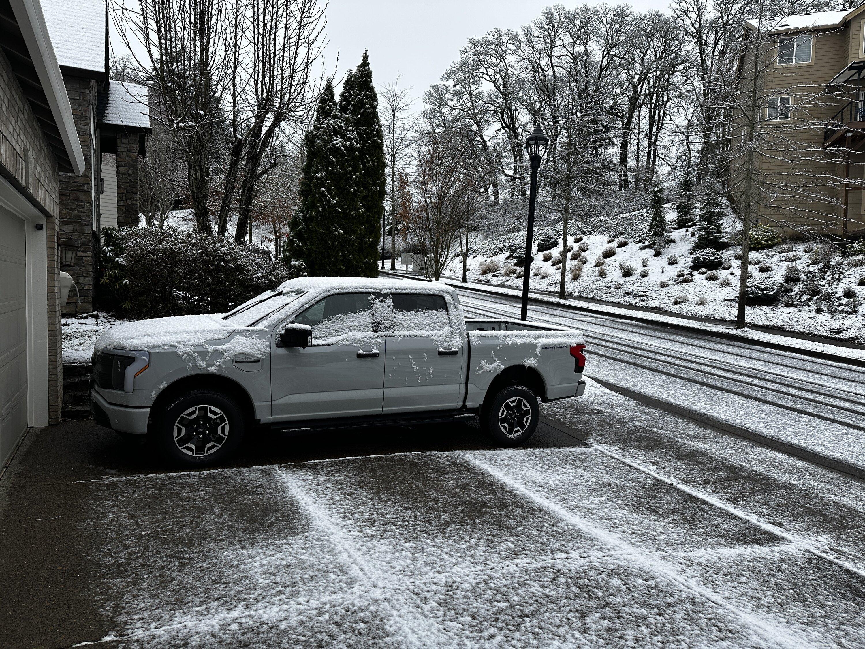 Ford F-150 Lightning Post a picture of your current vehicle IMG_1468