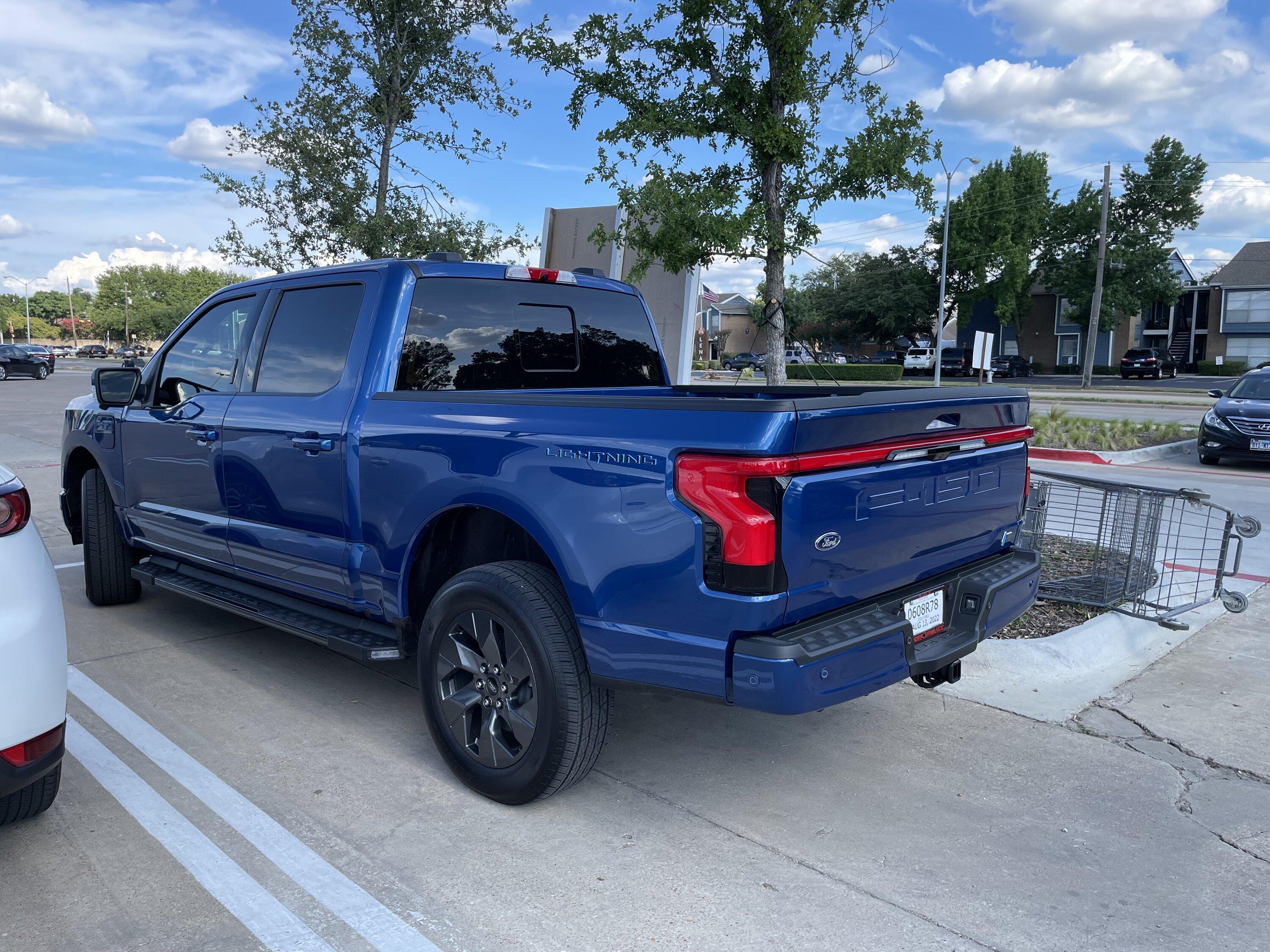 Ford F-150 Lightning ✅ 5/23 Lightning Build Week Group IMG_1494