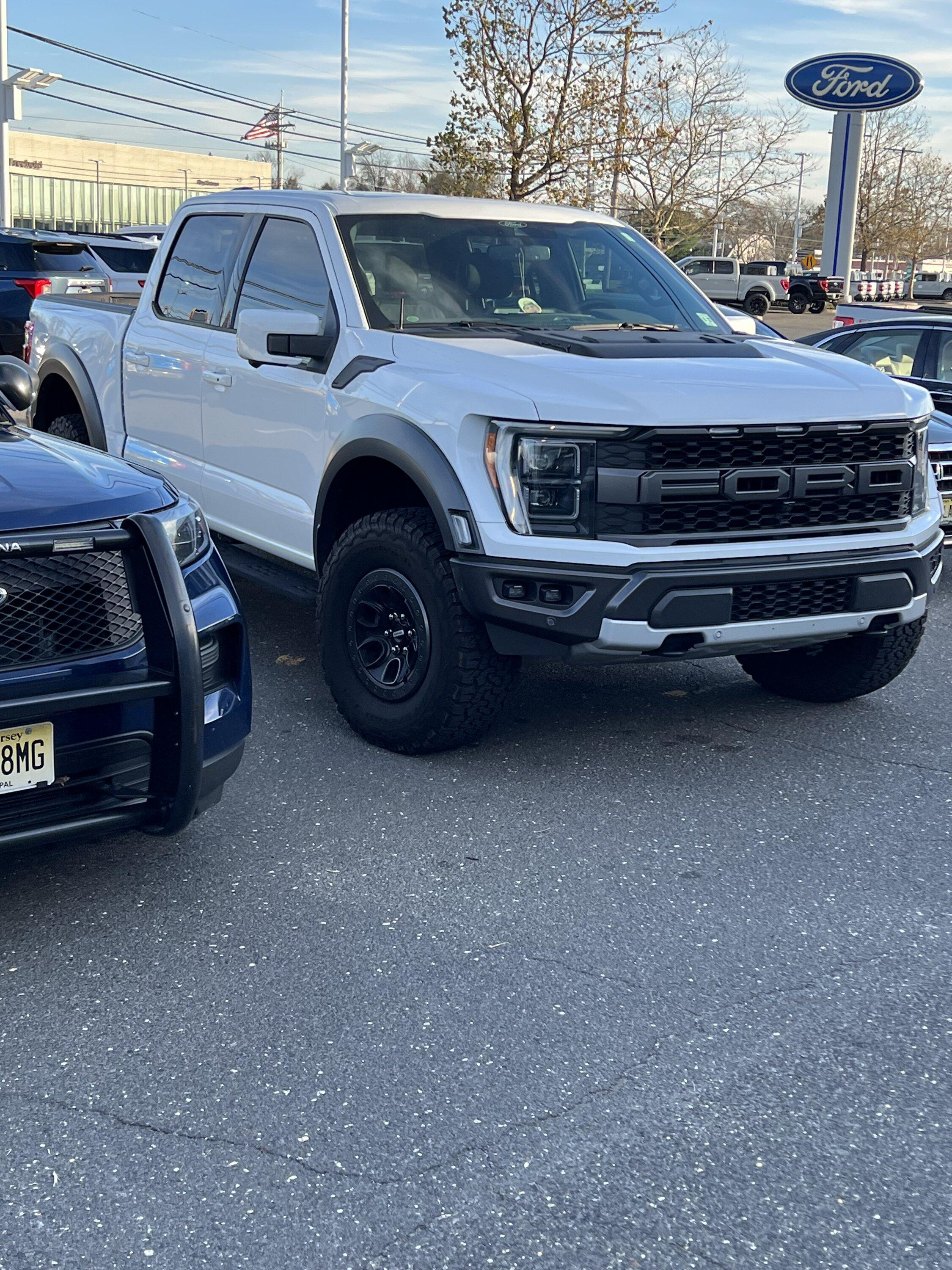 Ford F-150 Lightning 22’ Raptor owner to Lightning! Help needed. IMG_1767