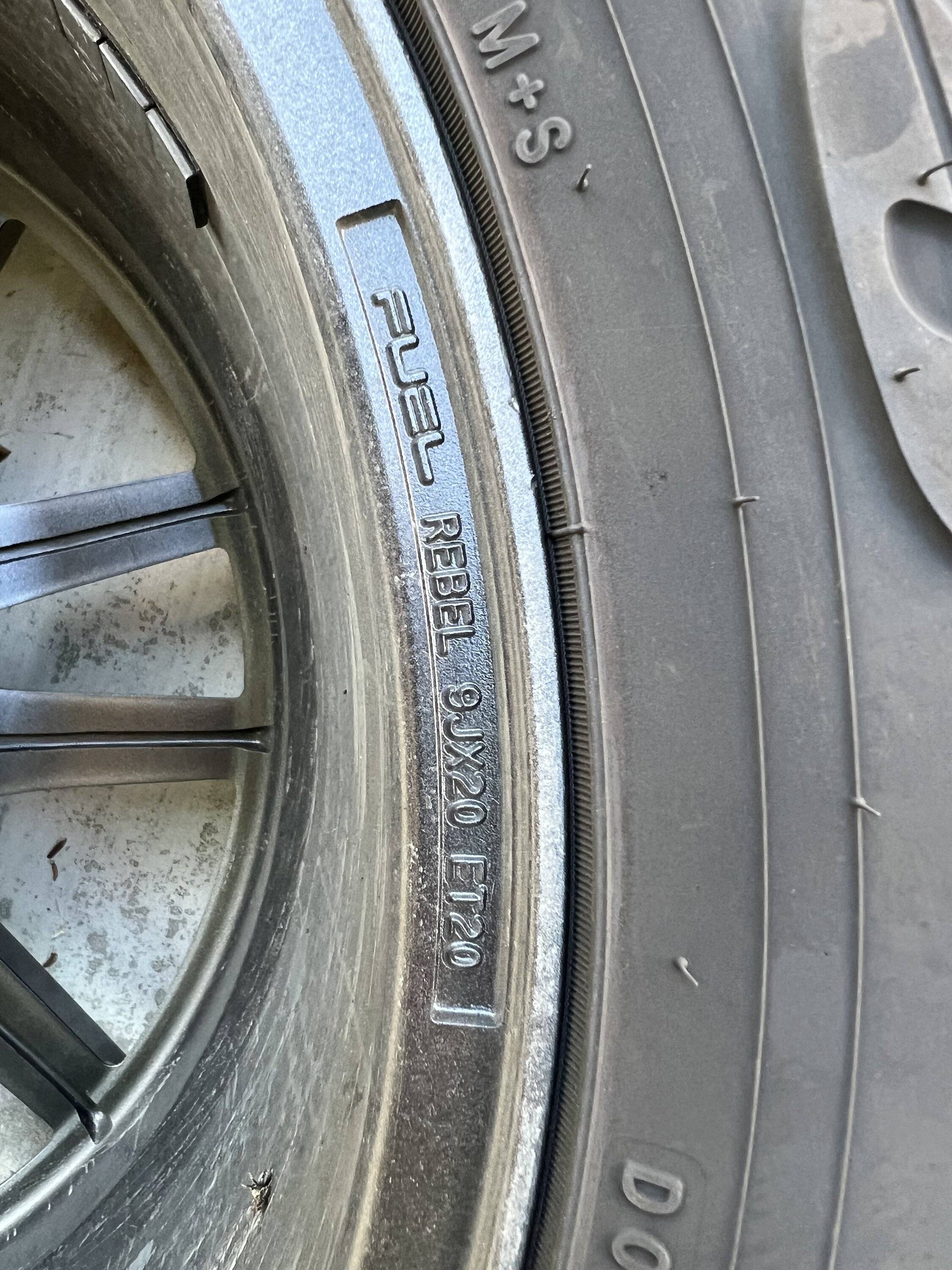 Ford F-150 Lightning 20x9 Fuel Rebels w/LT295/60R20 (34") Nitto Recon Grapplers - $2500 IMG_1997