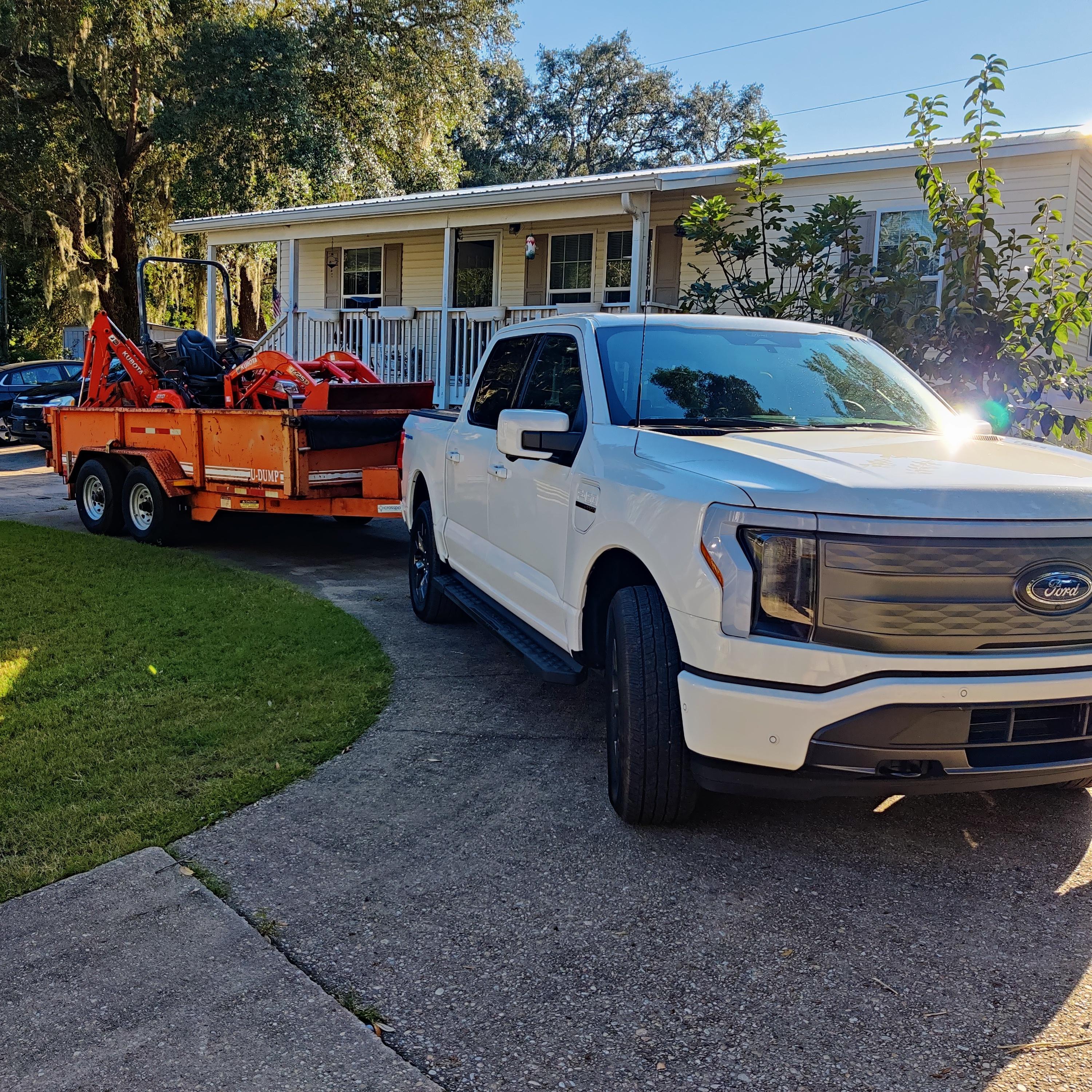 Ford F-150 Lightning ✅ 6/6 Lightning Build Week Group IMG_20220924_163648