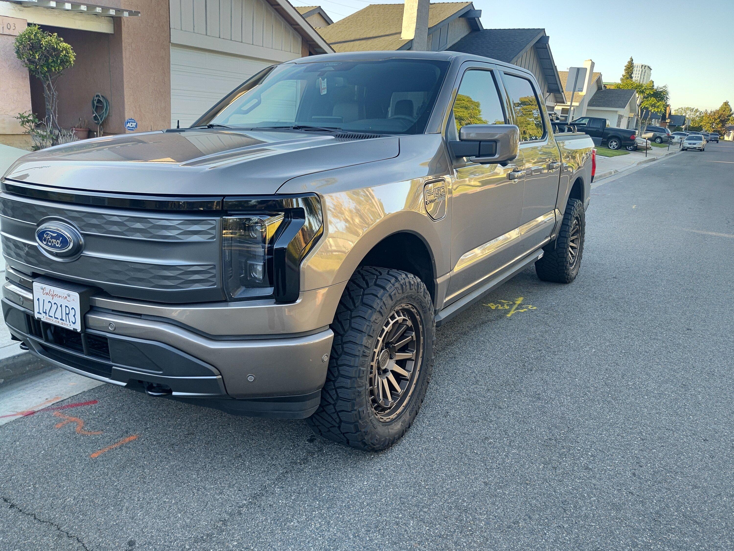 Ford F-150 Lightning STONE GRAY F-150 Lightning Photos & Club IMG_20221114_155112