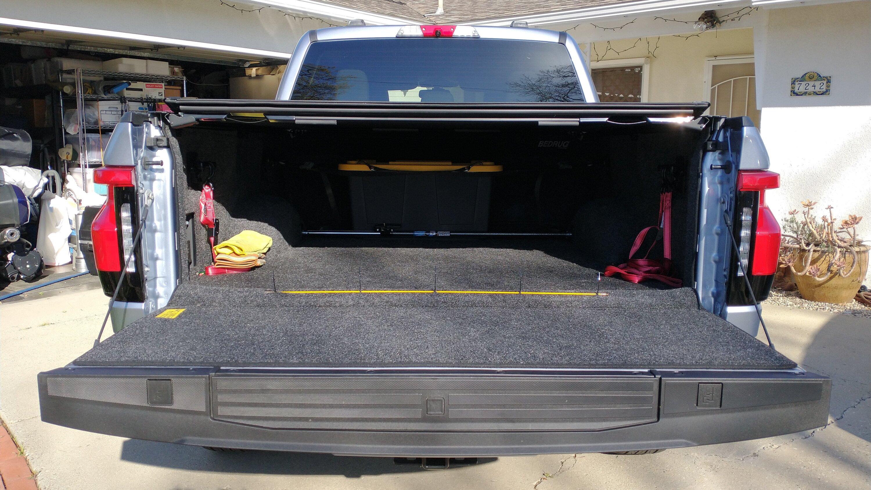 Ford F-150 Lightning Tailgate status glitch IMG_20230208_092709073 2022 Ford F-150 Lightning pickup bed BAK Revolver X4s cover lifted cont