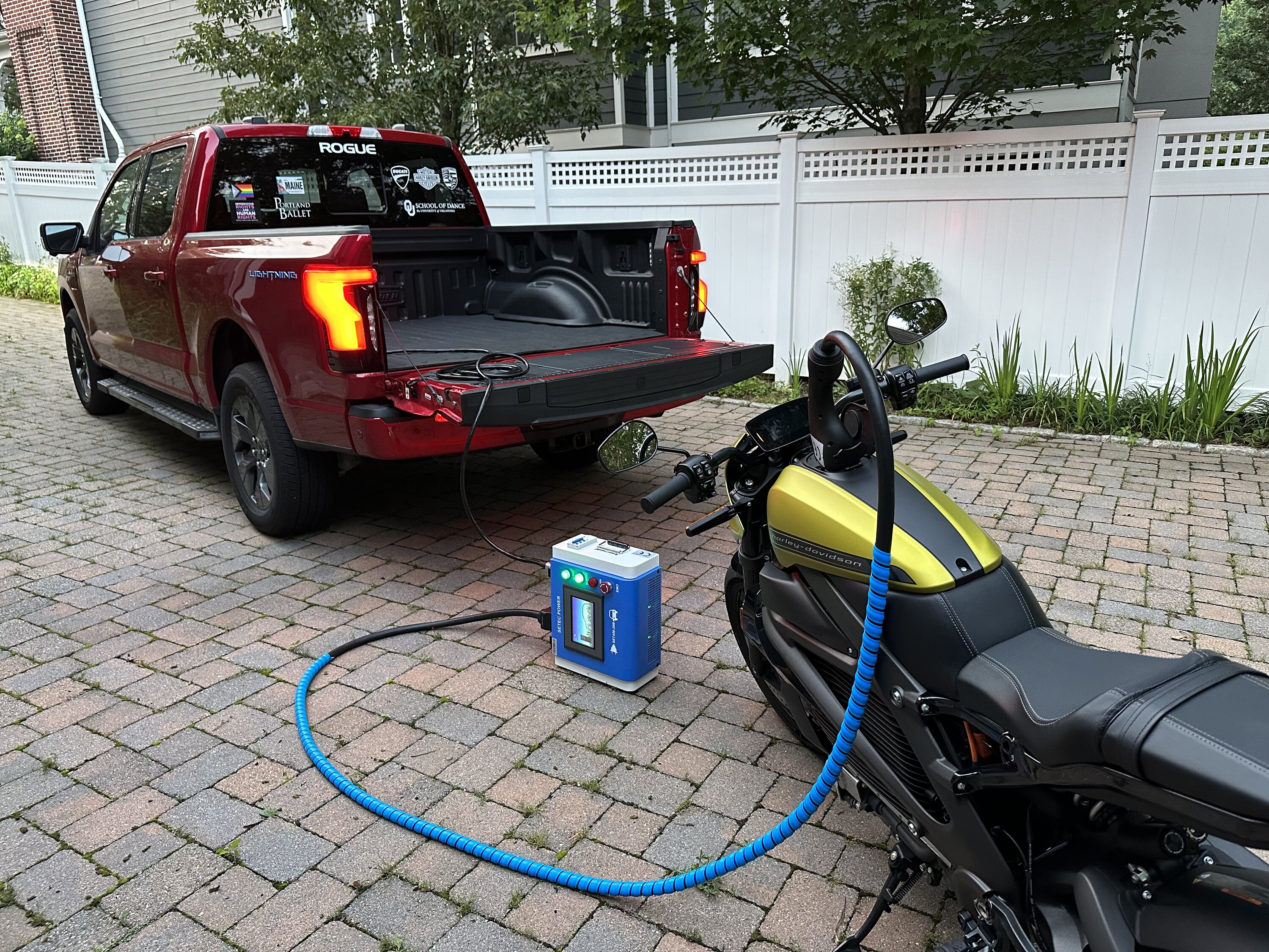 Ford F-150 Lightning DC Fast Charging a Motorcycle from the Lightning IMG_2405